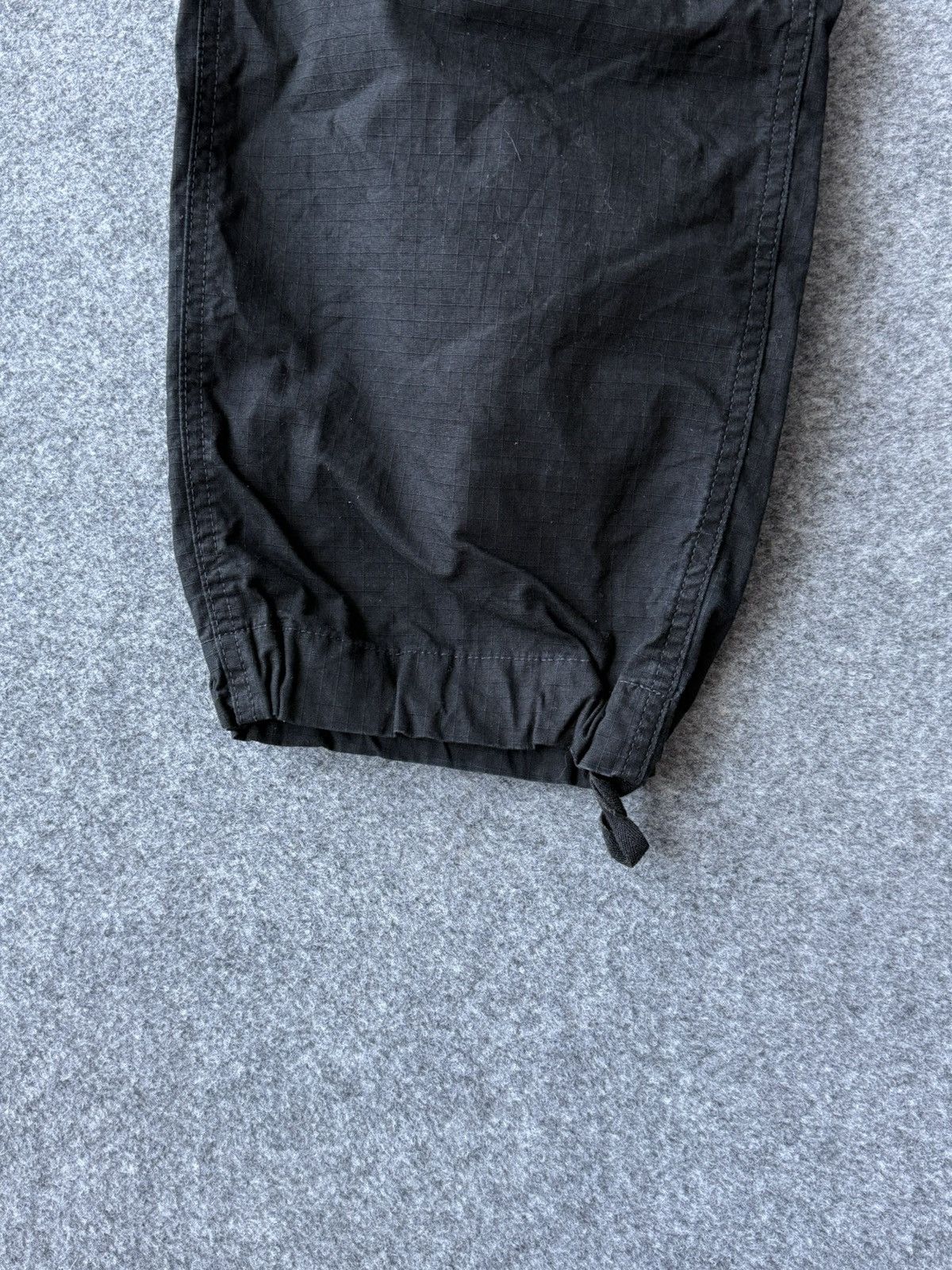 Carhartt Vintage Carhartt Black Aviation Cargo Pants size 38x32 Size US 38 / EU 54 - 5 Thumbnail