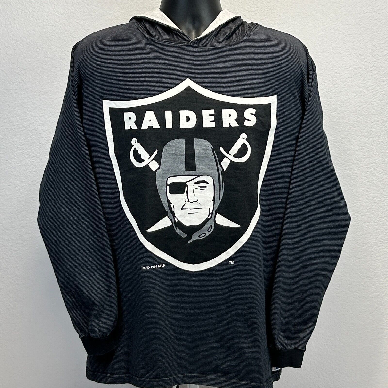 Vintage Vintage 90s Las Vegas Raiders Hooded T Shirt NFL L Large Size US L / EU 52-54 / 3 - 2 Thumbnail