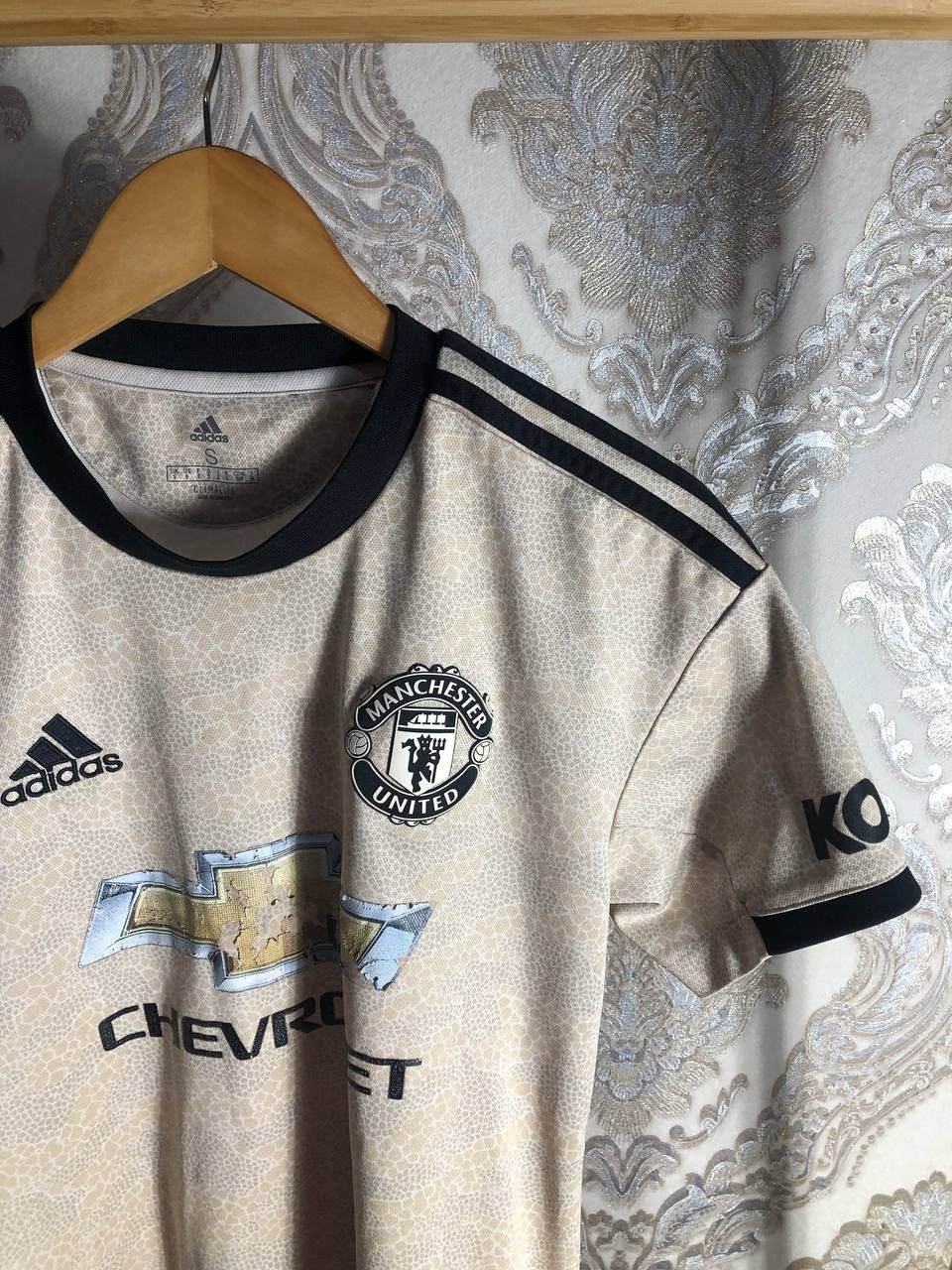 Adidas Vintage Adidas FC Manchester United England Soccer Jersey Size US S / EU 44-46 / 1 - 3 Thumbnail