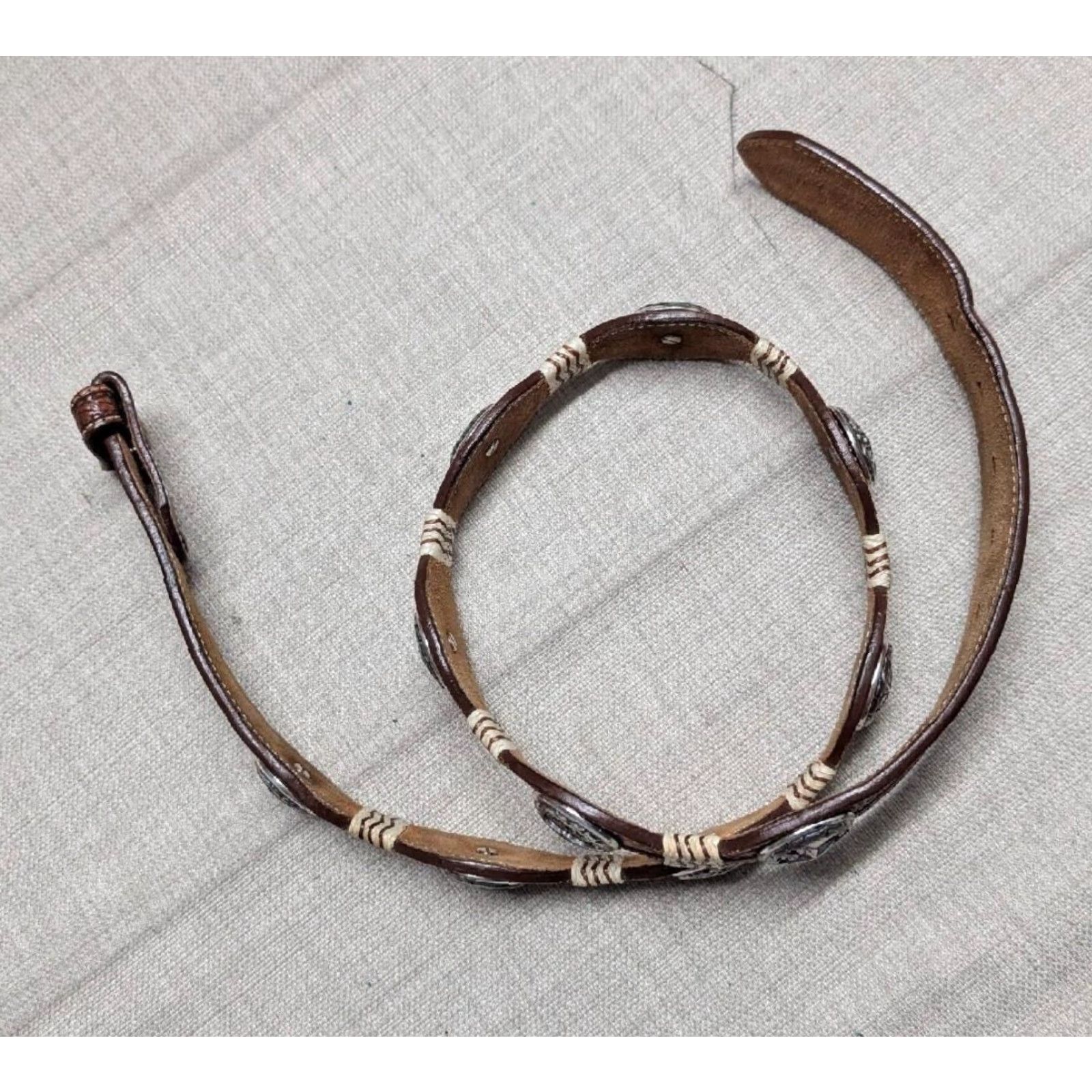 Vintage VINTAGE Justin Western Belt Mens 38 Brown Leather Concho Buckle Texas Lonestar Scalloped Pattern Cowboy Belt Size 38 - 5 Thumbnail