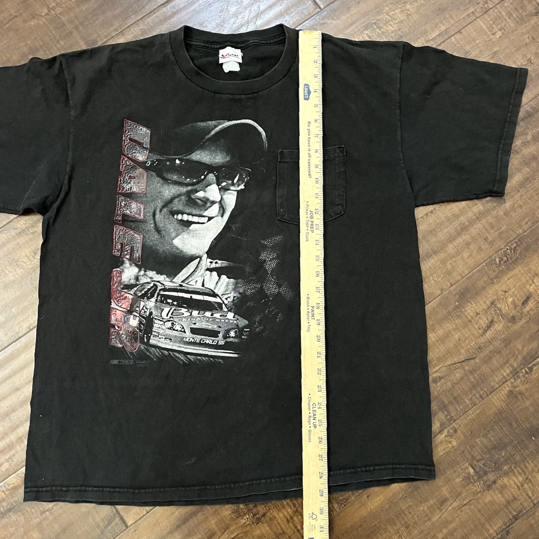 Chase Authentics VINTAGE Dale Earnhardt Jr T-shirt XL Chase Authentics NASCAR Y2K Racing Big Face Mens Black Racing Nascar Budweiser Earnhardt Shirt Size US XL / EU 56 / 4 - 5 Thumbnail