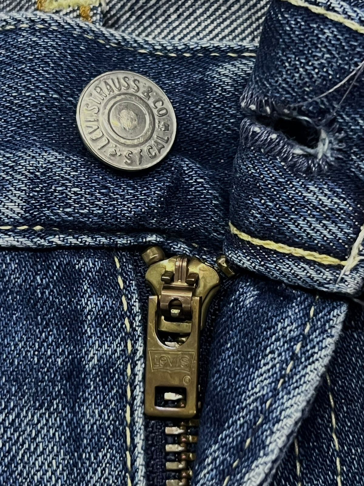 Levi's Baggy Vintage 06s Levi’s 503- Faded Wash, Distressed Denim Size US 33 - 10 Thumbnail