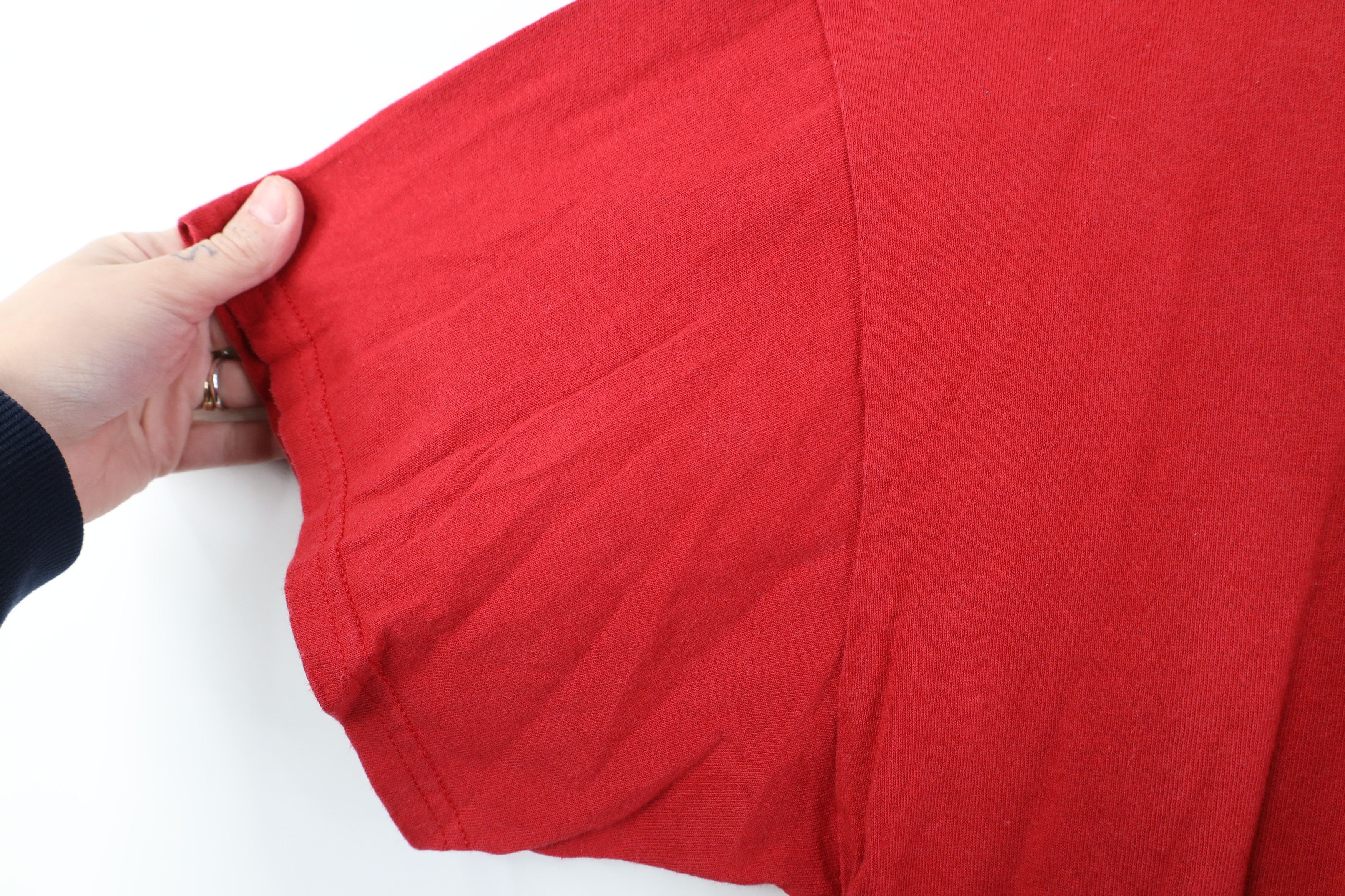 Nike Vintage Y2K Nike Mini Swoosh Short Sleeve T-Shirt Red Cotton Size US XL / EU 56 / 4 - 8 Thumbnail