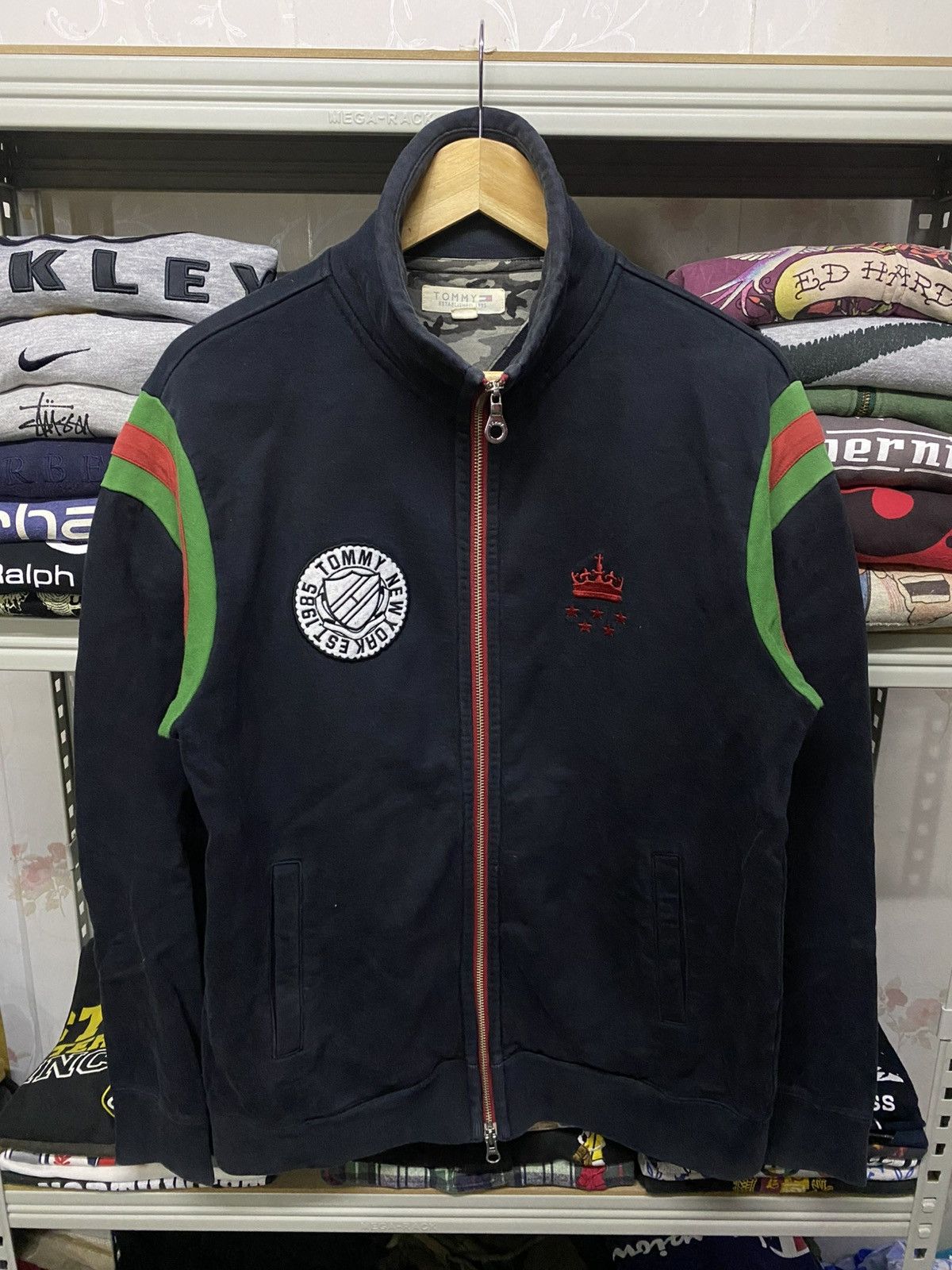 Tommy Hilfiger × Vintage Vintage Tommy Hilfiger New York Size US M / EU 48-50 / 2 - 1 Thumbnail