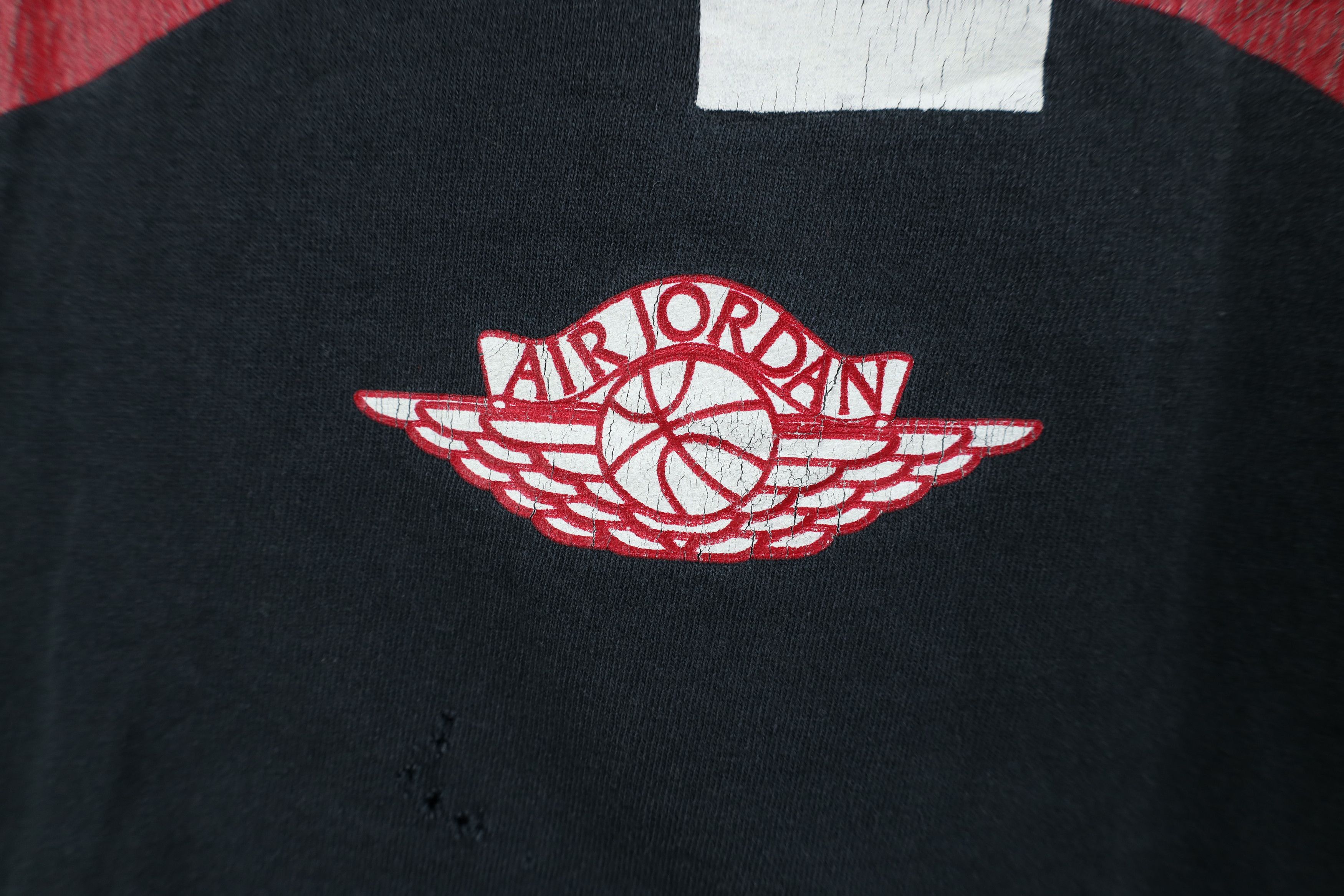 Nike Vintage Nike Air Jordan Spell Out Fly Jumpman Wings T-Shirt Size US XL / EU 56 / 4 - 5 Thumbnail