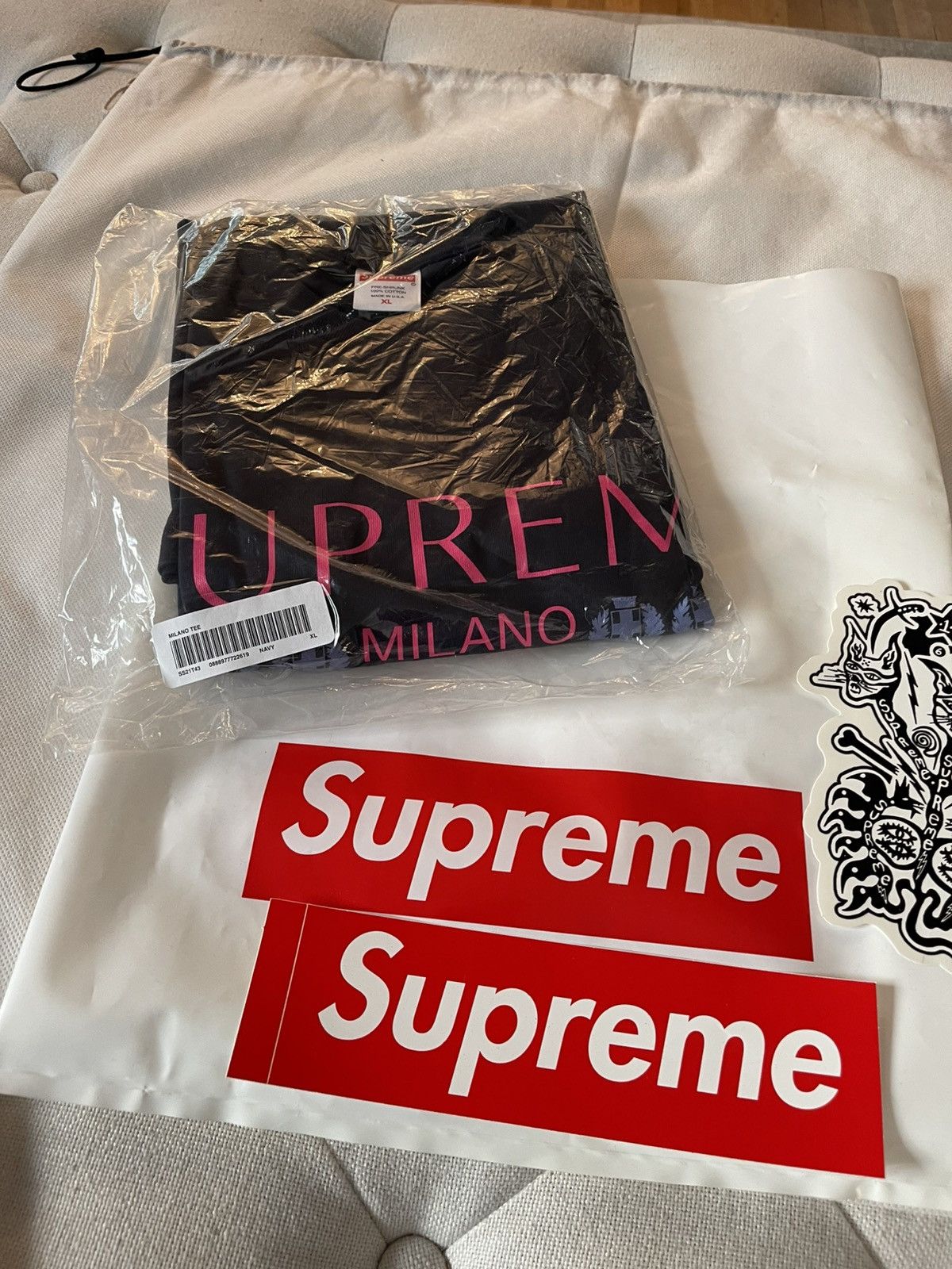 Supreme SUPREME MILANO TEE XL NAVY Size US XL / EU 56 / 4 - 5 Thumbnail