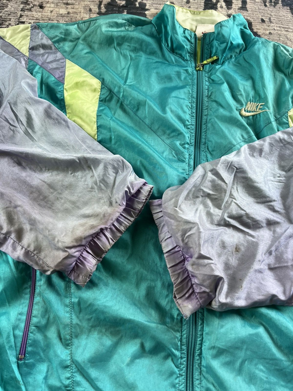 Nike × Vintage Vintage Nike zipper up jacket for sports 90s Size US S / EU 44-46 / 1 - 10 Thumbnail