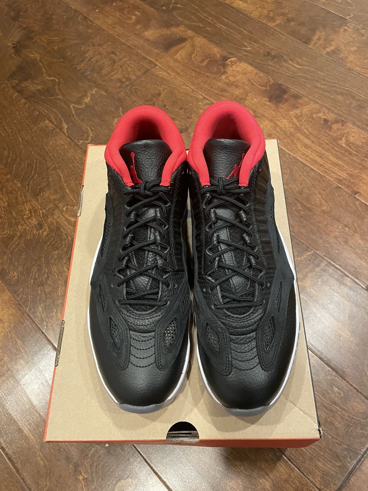 Jordan 11 bred IE 2021