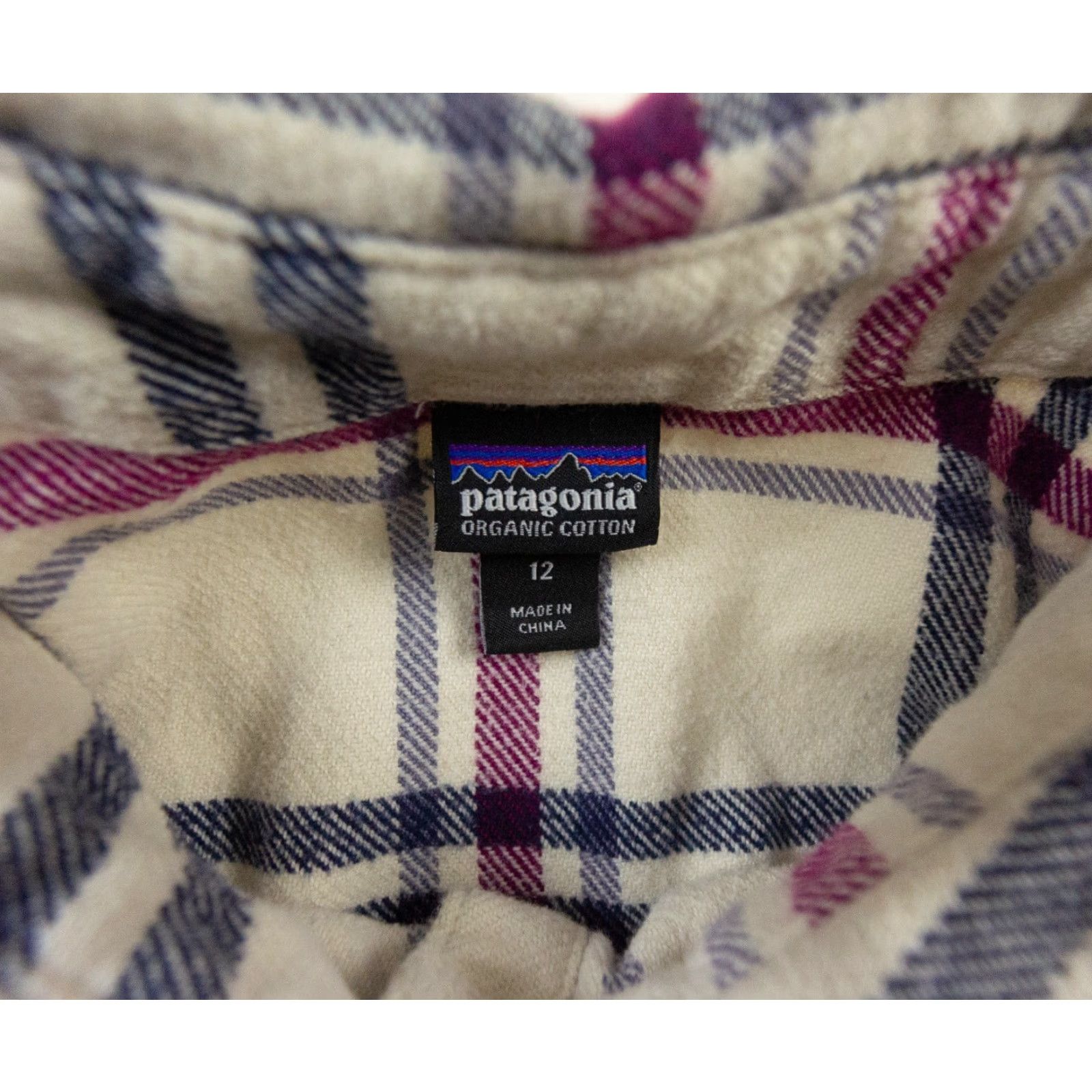 Patagonia Patagonia Shirt Womens 12 White Fjord Flannel Long Sleeve Button Down Ladies Size XL / US 12-14 / IT 48-50 - 6 Thumbnail