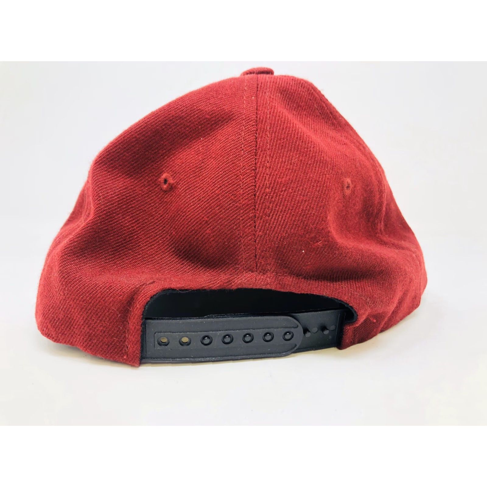 Ford VINTAGE Ford Hat Snapback Towne Racine Wisconsin Maroon Red TT20 Cap Men Adjustable Knit? Size ONE SIZE - 7 Thumbnail