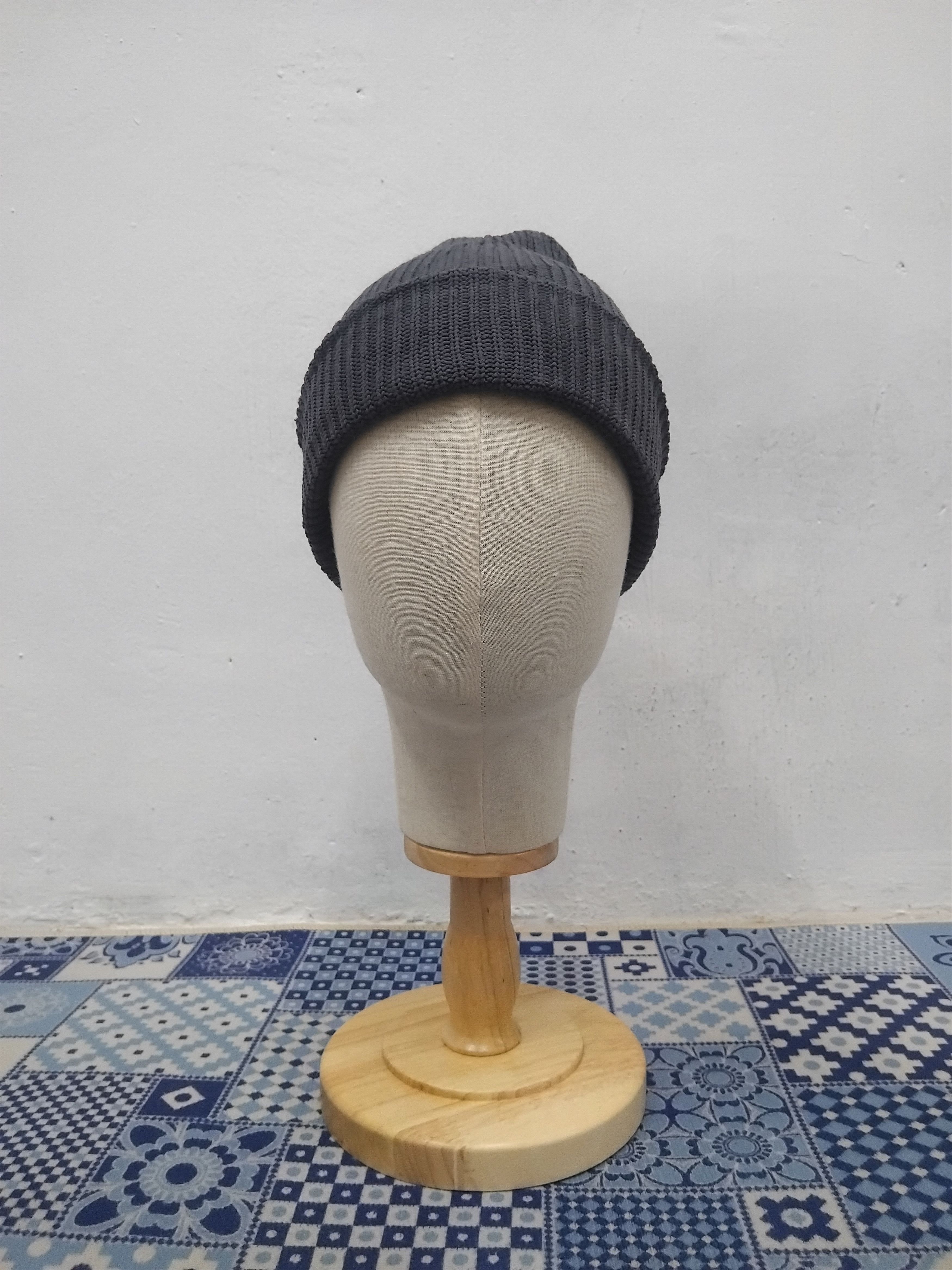 GU 💥Gu Japanese brand grey beanie Size ONE SIZE - 4 Thumbnail
