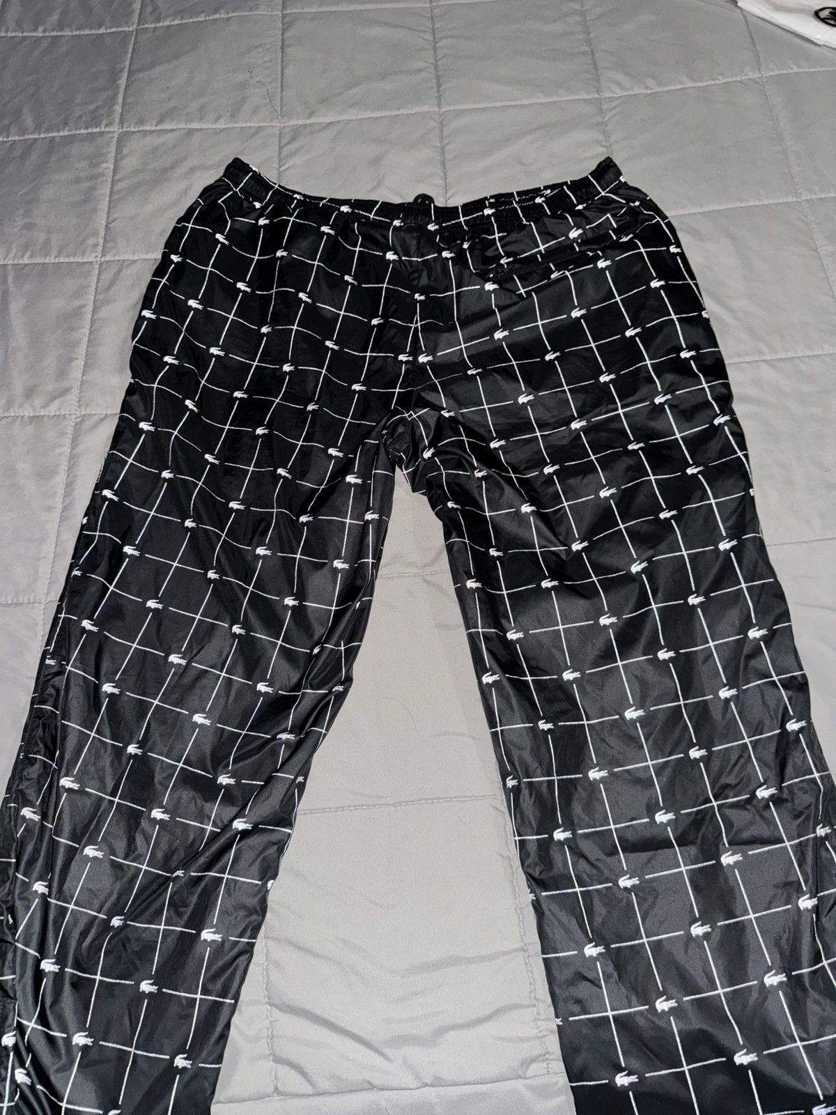 Lacoste × Supreme Large Supreme x Lacoste Nylon Grid Reflective Black Size US 32 / EU 48 - 2 Thumbnail