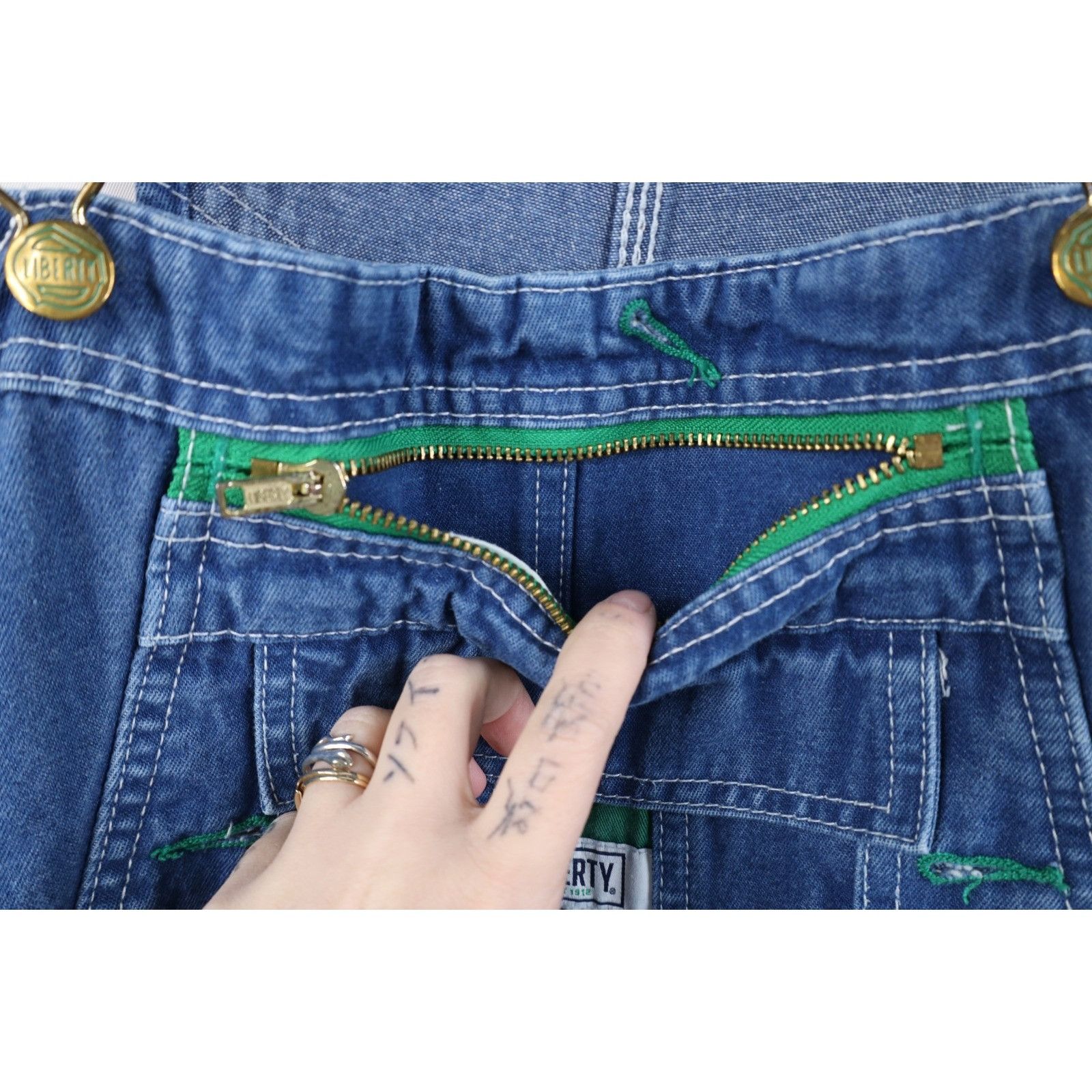 Vintage Vintage 90s Streetwear Distressed Wide Leg Denim Overalls Size US 44 / EU 60 - 11 Thumbnail
