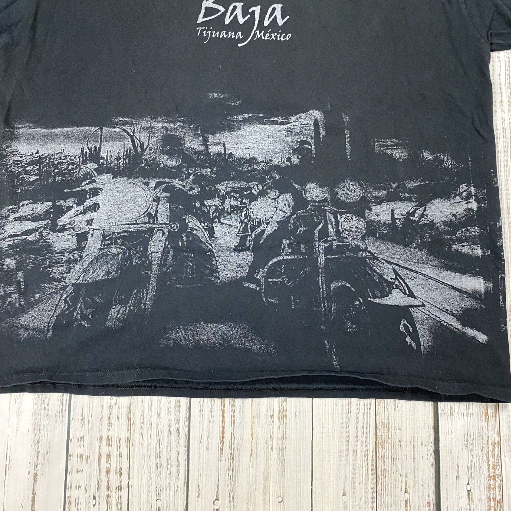 Harley Davidson VINTAGE Harley-Davidson Tijuana Baja Mens T-Shirt XXL Black Neon Sign Graphic 2XL AOP Biker HD Mexico Mens Size US XXL / EU 58 / 5 - 2 Thumbnail