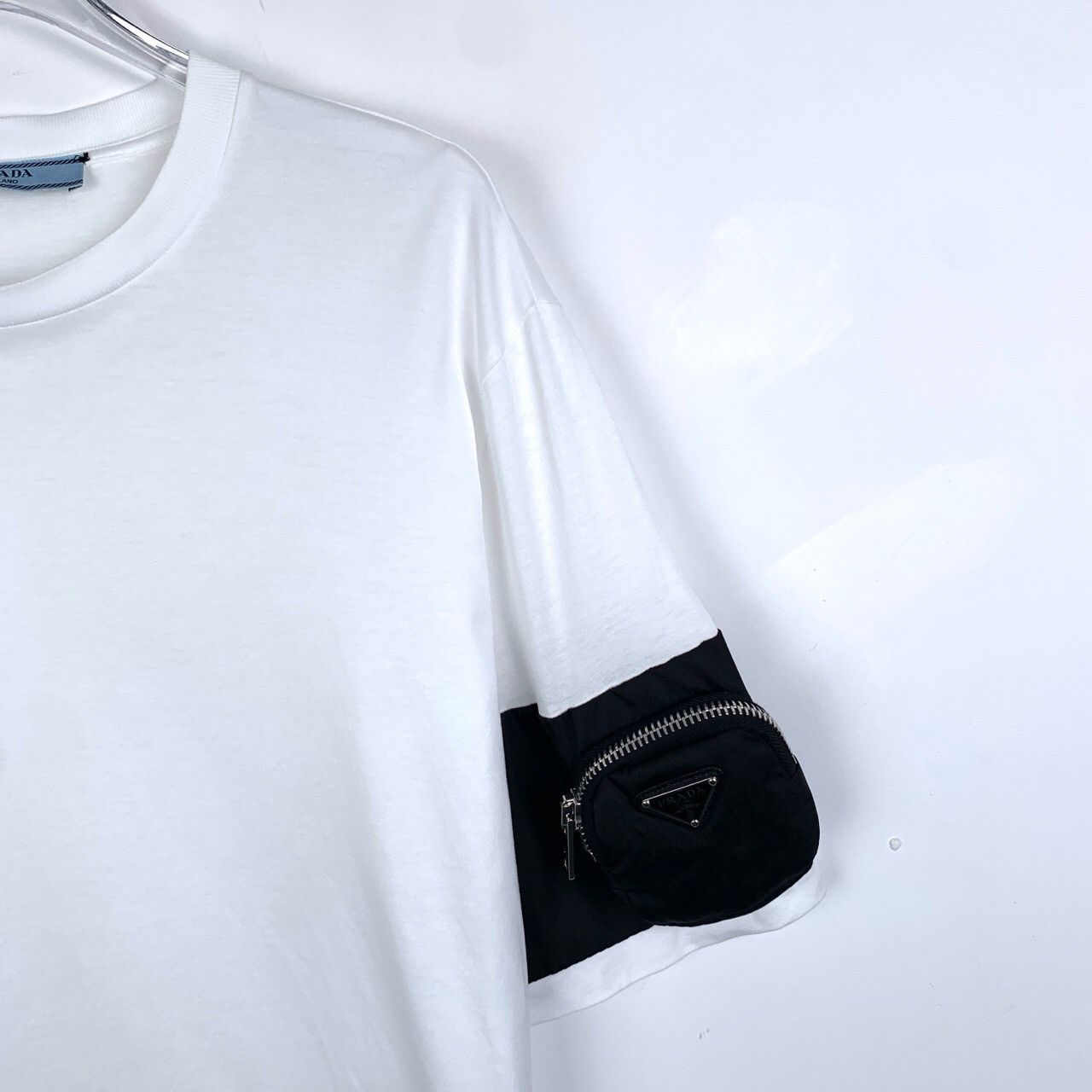 Prada Prada White Logo Pocket Cotton T-Shirt M Size US M / EU 48-50 / 2 - 7 Thumbnail