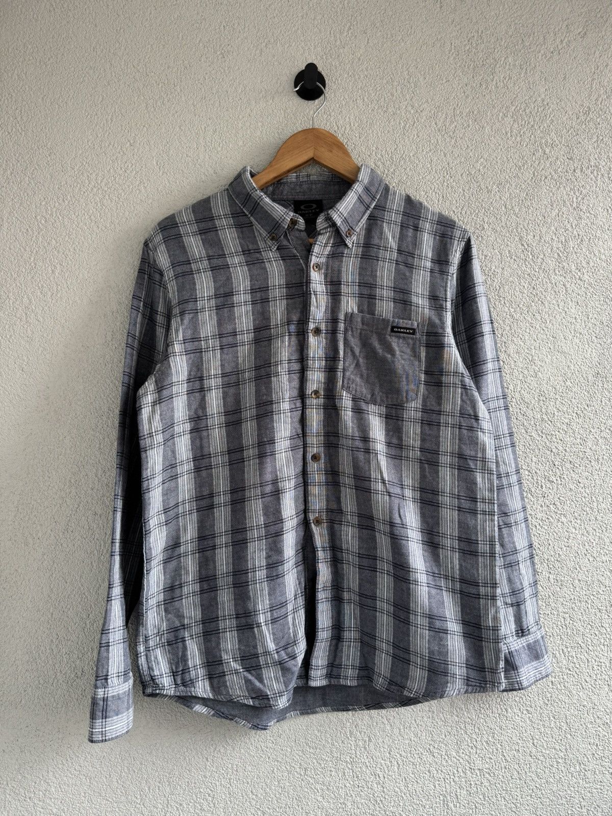Oakley Oakley Lon Sleeve Plaid Button Up Size US S / EU 44-46 / 1 - 1 Thumbnail
