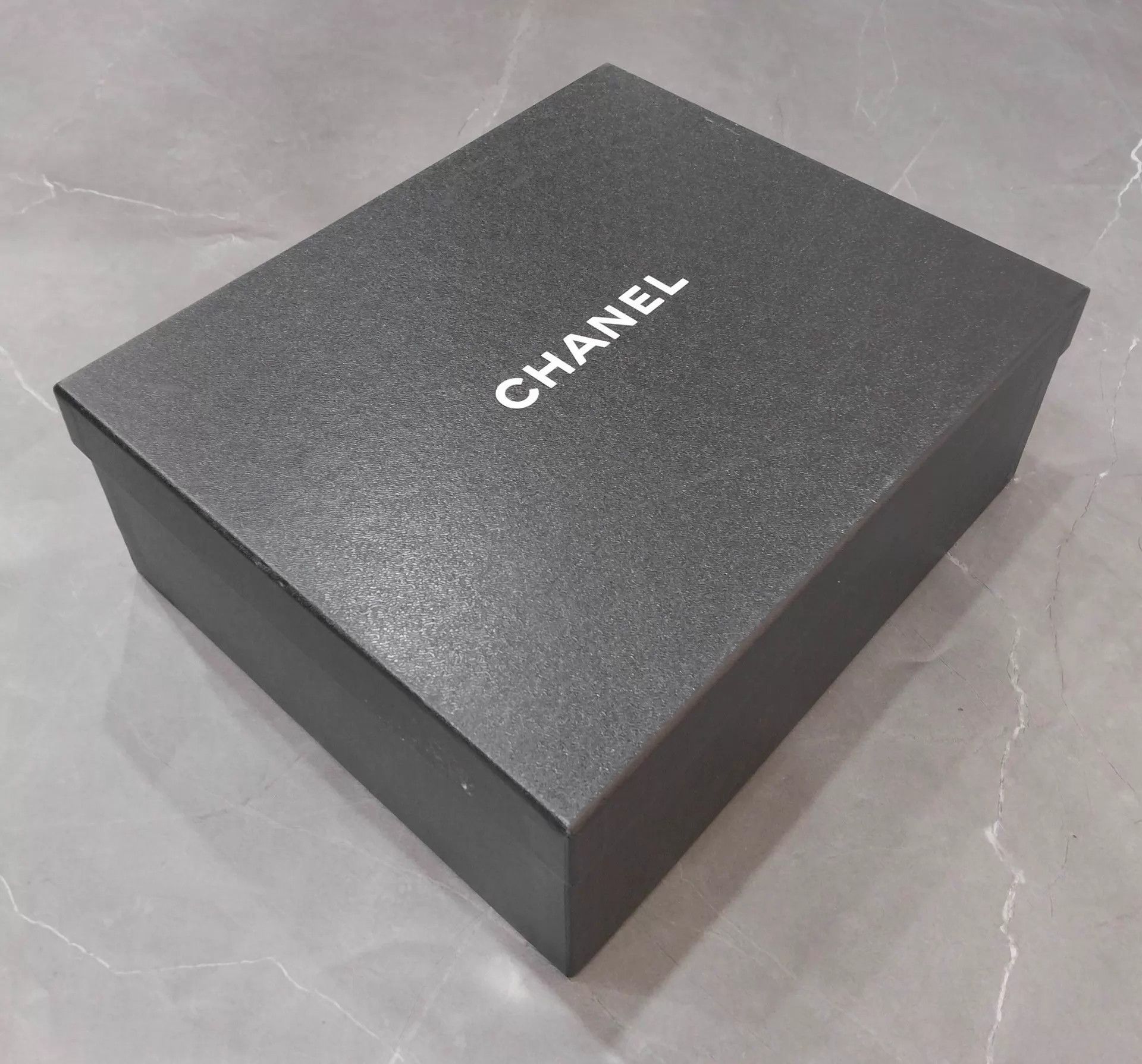 Chanel Chanel Black Red Patent Leather Colorblock Boots Size 36 Size US 5.5 / IT 35.5 - 9 Thumbnail