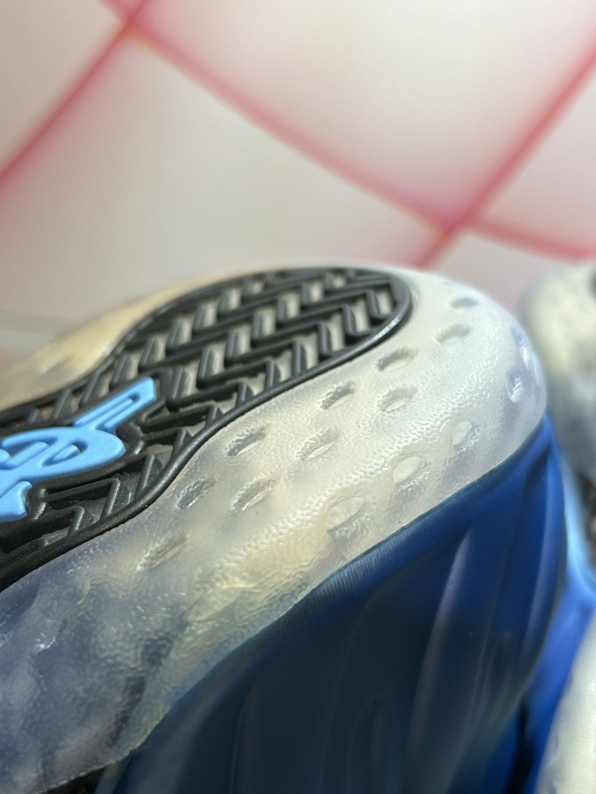 Nike Size 10 - Nike Air Foamposite One University Blue 2016 Size US 10 / EU 43 - 9 Thumbnail