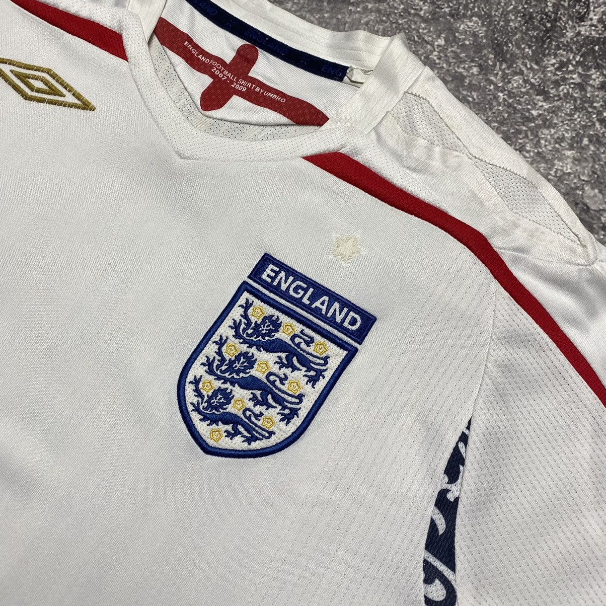 Umbro Vintage Umbro England 2007 National soccer jersey Size US M / EU 48-50 / 2 - 3 Thumbnail