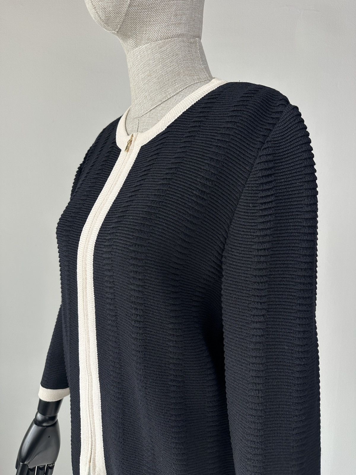 St. John ST.JOHN Collection Knit Zip Blazer Jacket Navy 3/4 Sleeve Size L / US 10 / IT 46 - 6 Thumbnail