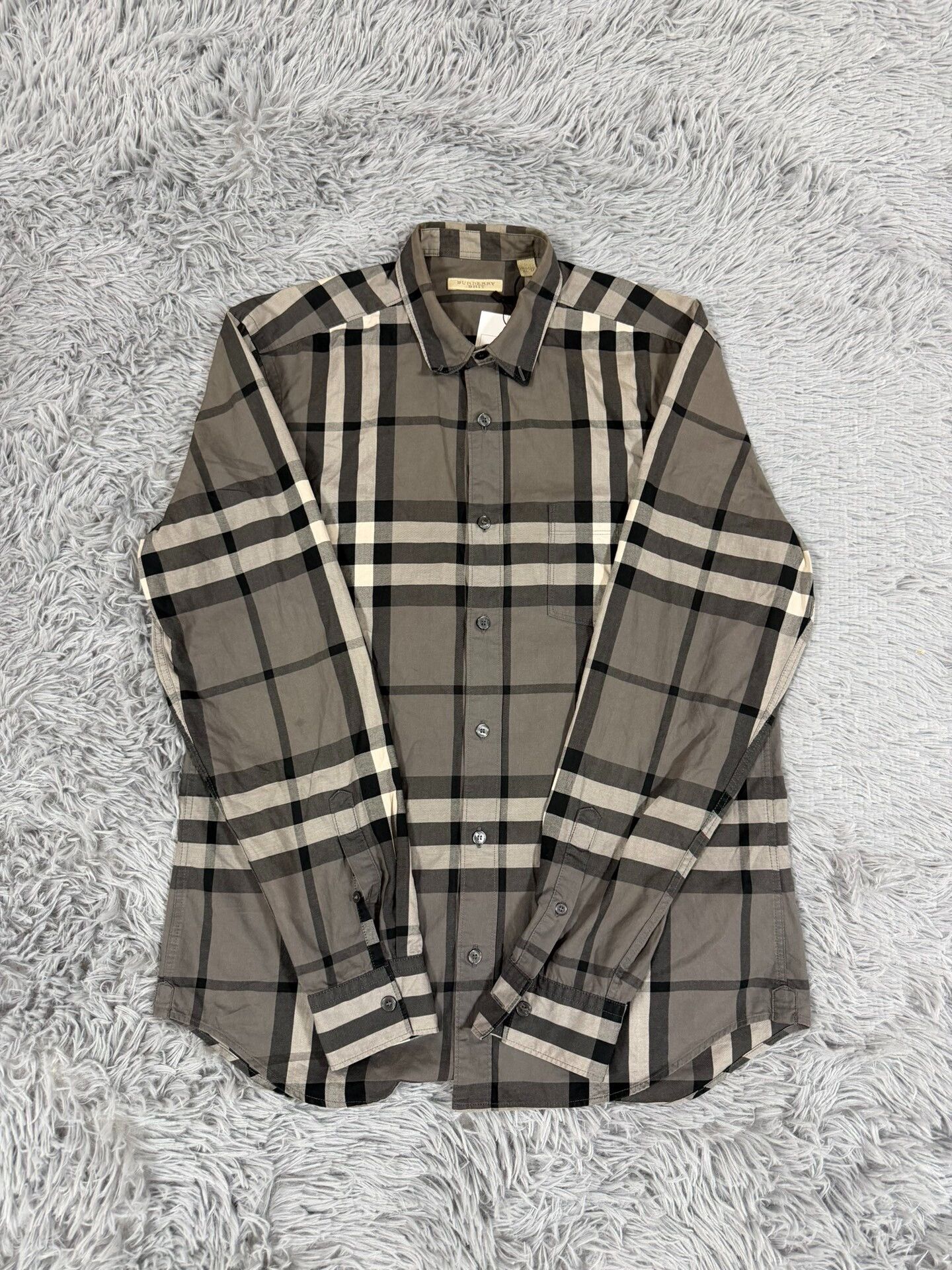 Burberry Burberry Plaid Gray Shirt m Men Size US M / EU 48-50 / 2 - 1 Thumbnail