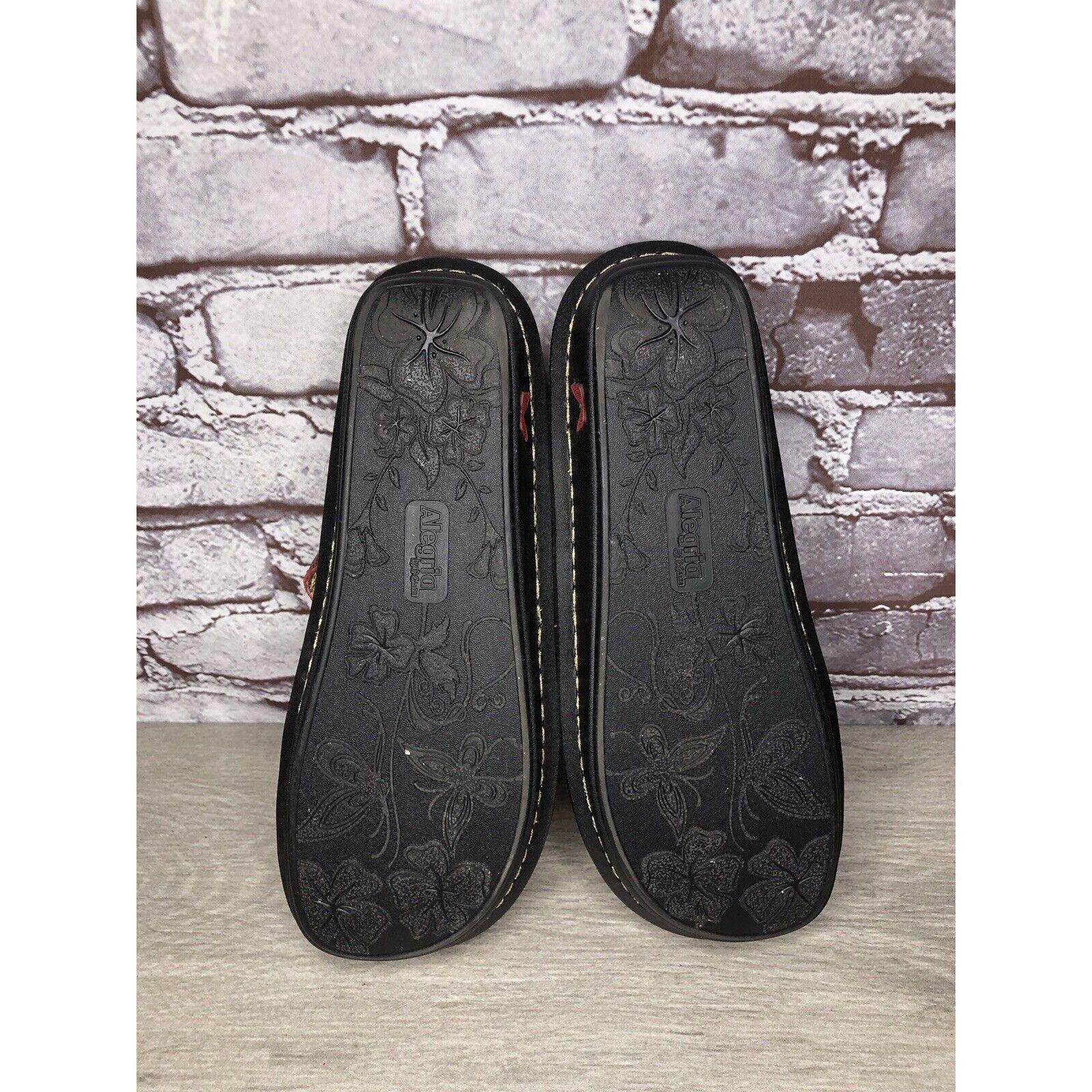 Other Alegria VEN-124 Venice Red Patent Leather Strap Sandals Wome Size US 10.5 / IT 40.5 - 8 Thumbnail