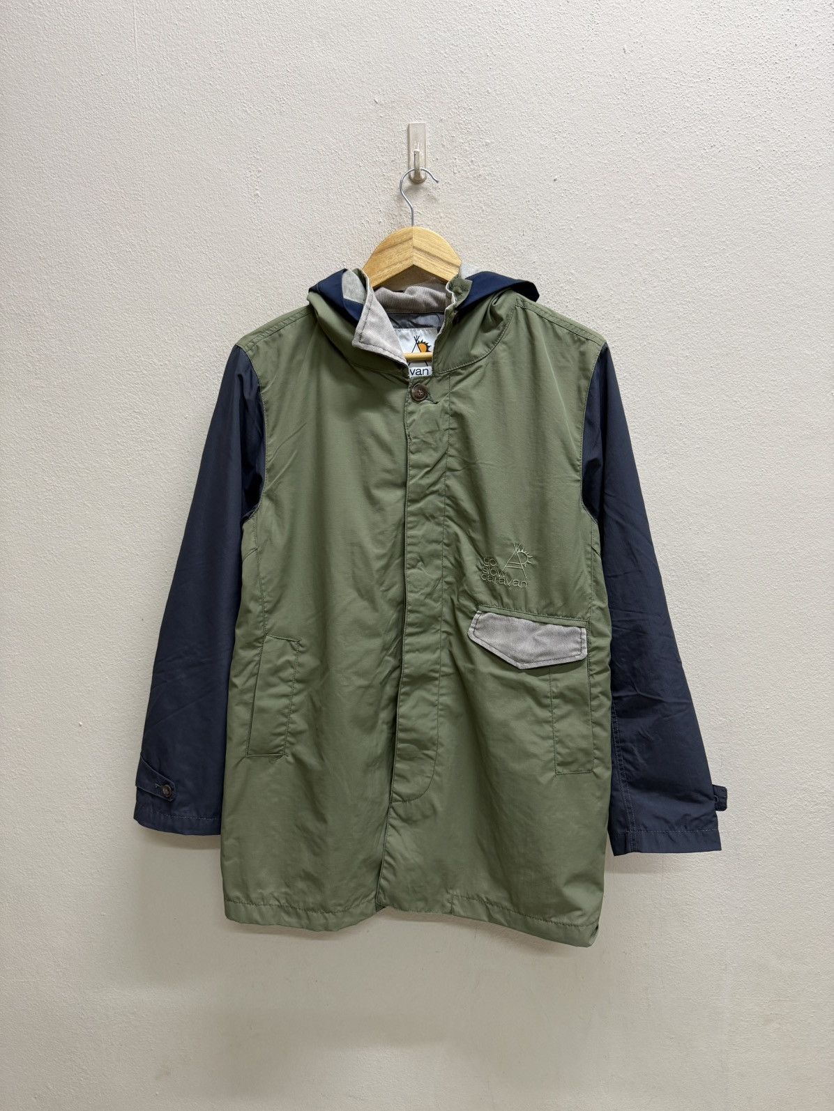 go slow caravan Go Slow Caravan Button Up Windbreaker Jacket Hoodie Size US S / EU 44-46 / 1 - 19 Thumbnail