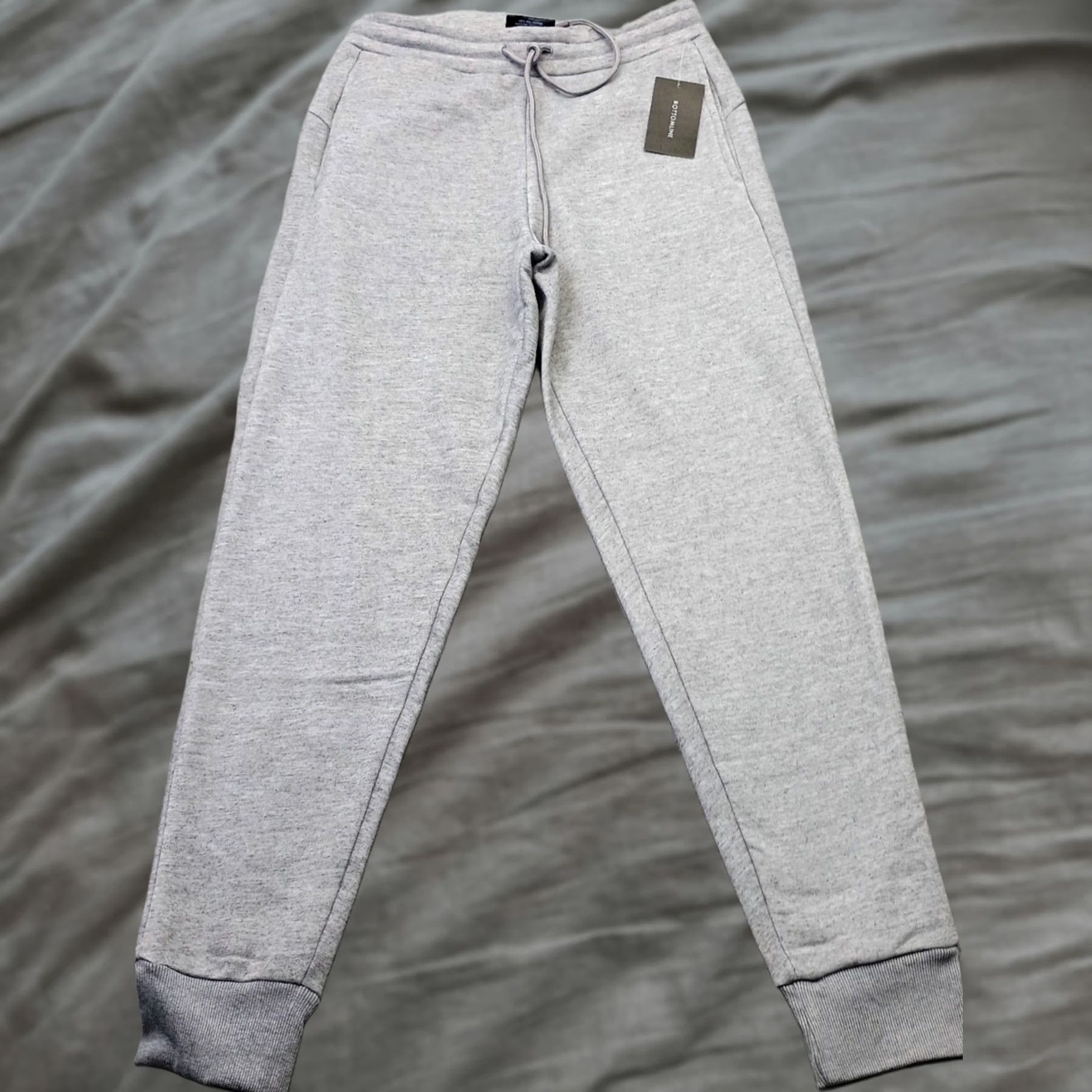 Vintage Bottomline Sweatpants Women M Gray Fleece Lined Soft Cozy Warm Elastic Waistband, Regular, Pockets, Inseam 29.25" | 100% Polyester Size 32" / US 10 / IT 46 - 1 Thumbnail