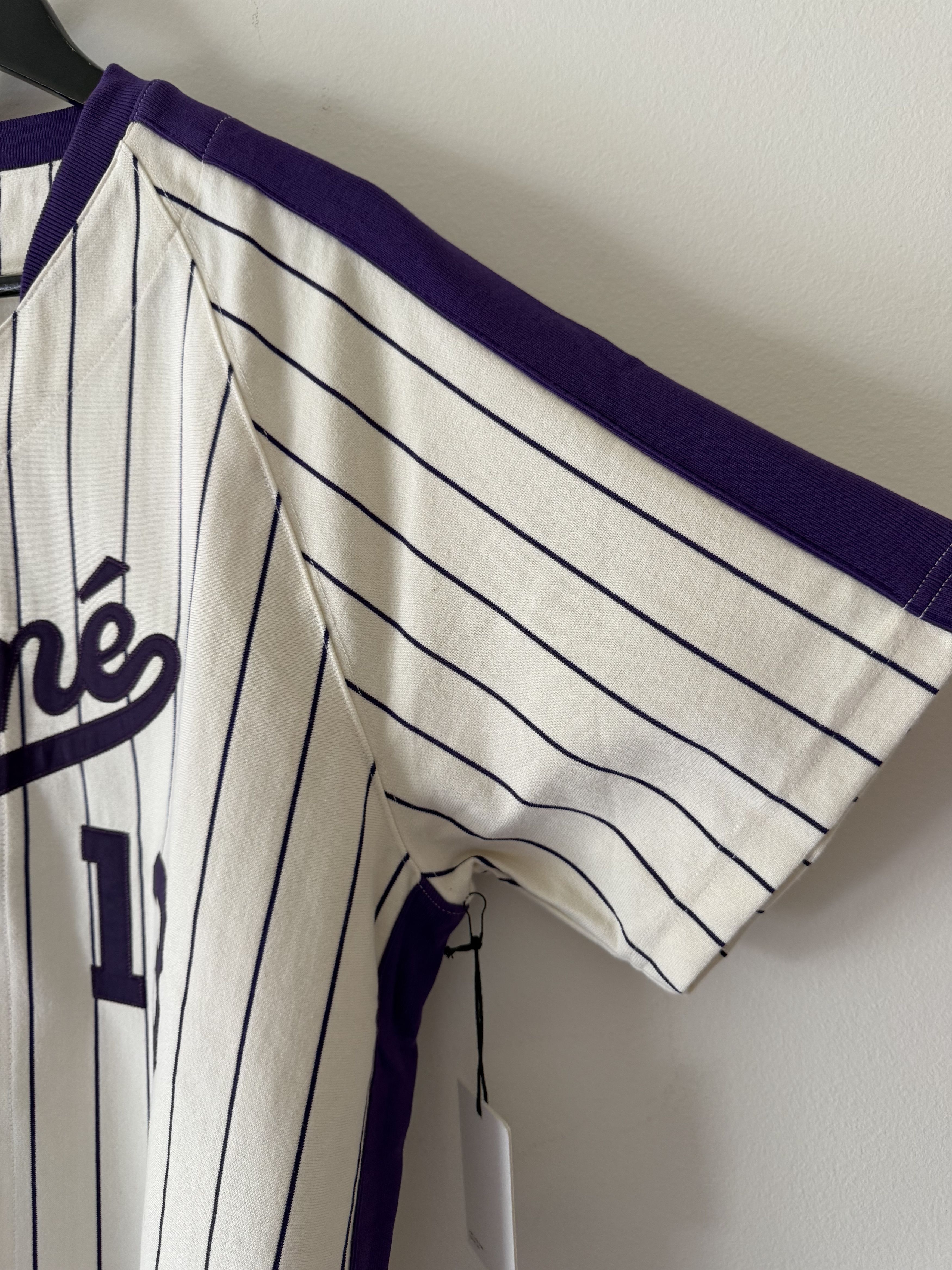 Aime Leon Dore Aime Leon Dore Baseball Jersey in White Purple Size US M / EU 48-50 / 2 - 4 Thumbnail