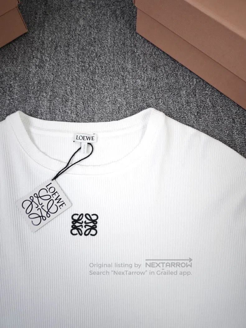 Loewe LOEWE Logo Embroidered Long Sleeve T. Size US XS / EU 42 / 0 - 2 Thumbnail