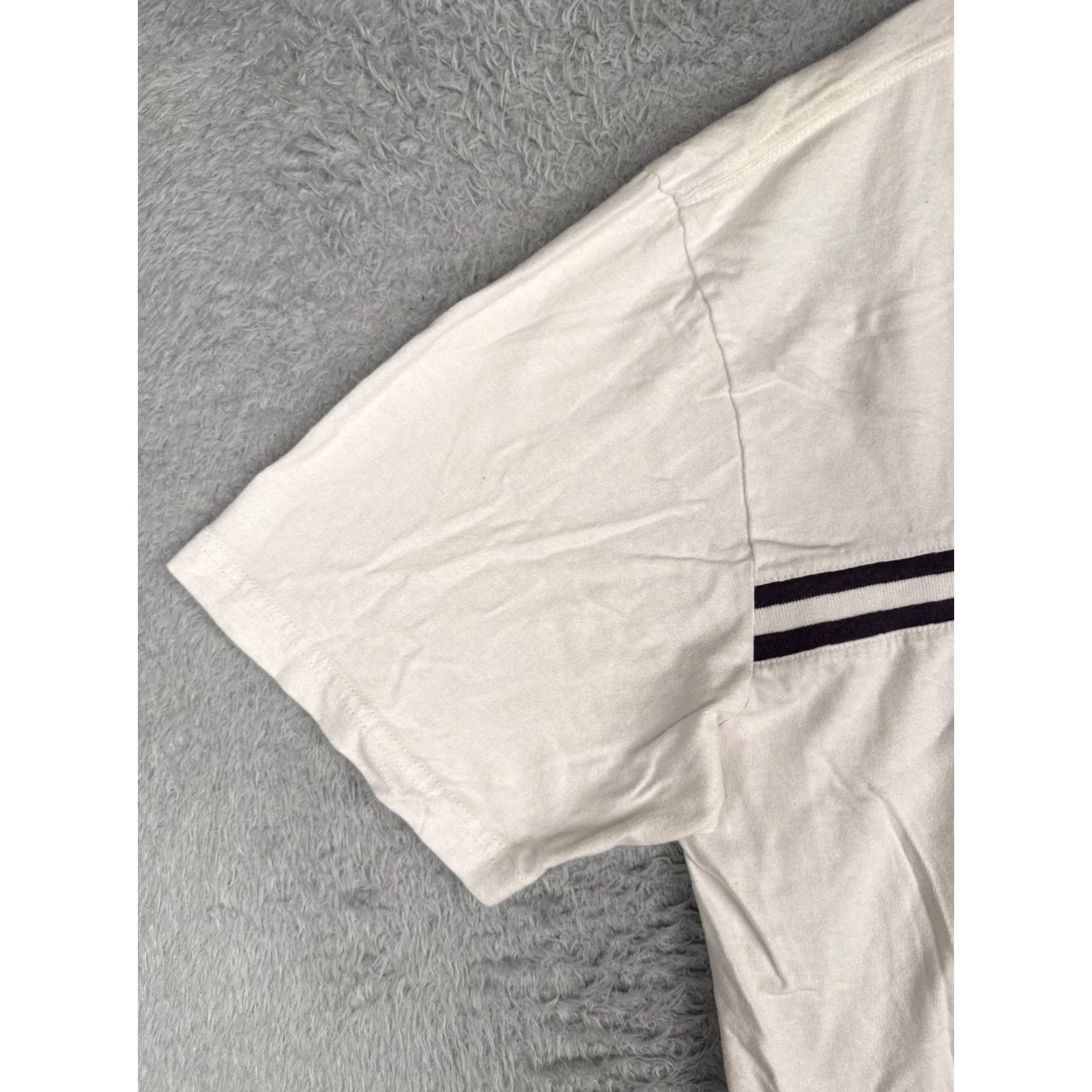 Tommy Hilfiger Tommy Hilfiger Shirt Adult XL White 100% Cotton Short Sleeve Crew Embroidered Logo Mens Size US XL / EU 56 / 4 - 3 Thumbnail