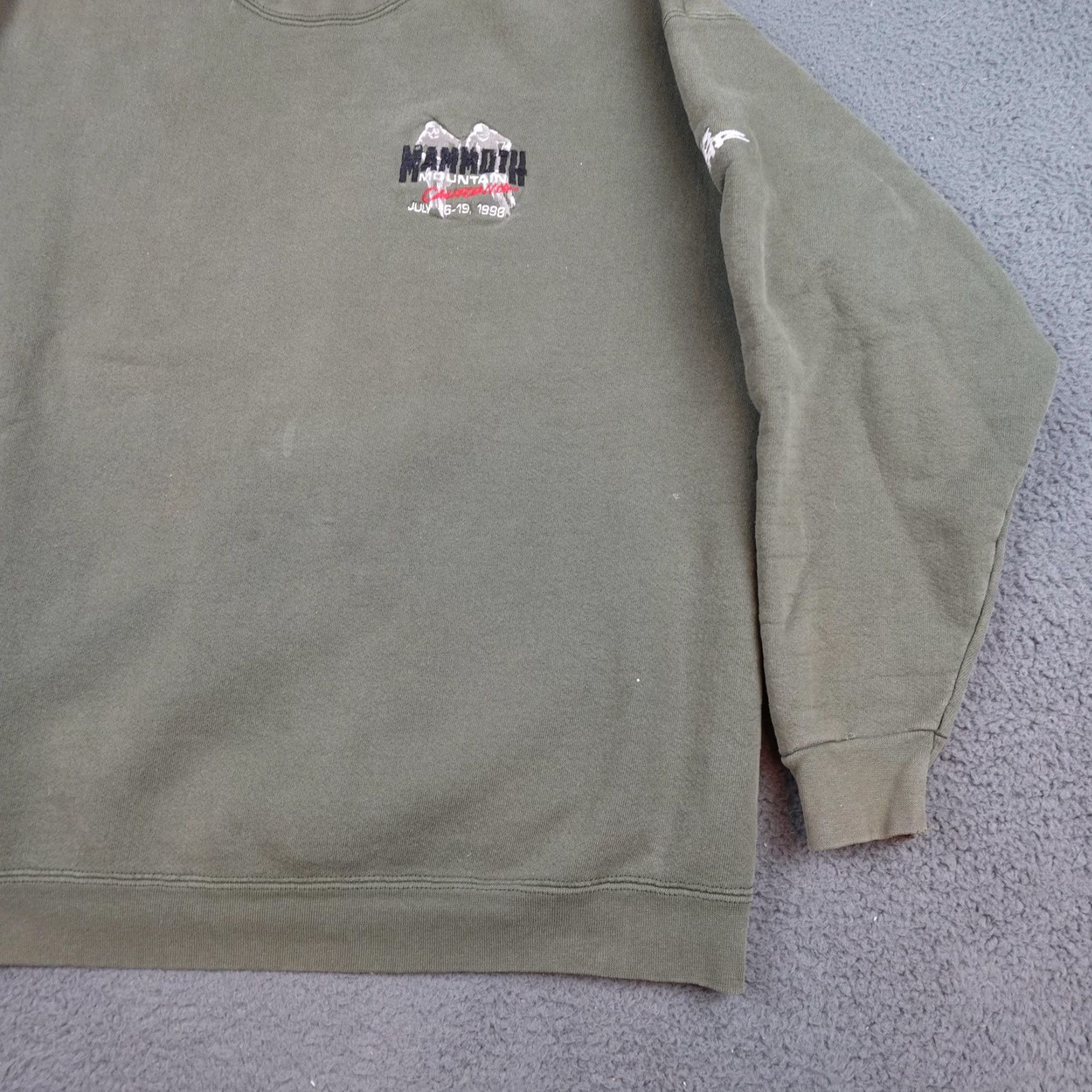 No Fear VINTAGE No Fear Sweatshirt Mens XL Green Fleece Crewneck 90s Mammoth Mountain Graphic Print Long Sleeve Pullover Reg Adult Mens Mens XL Green Size US XL / EU 56 / 4 - 2 Thumbnail