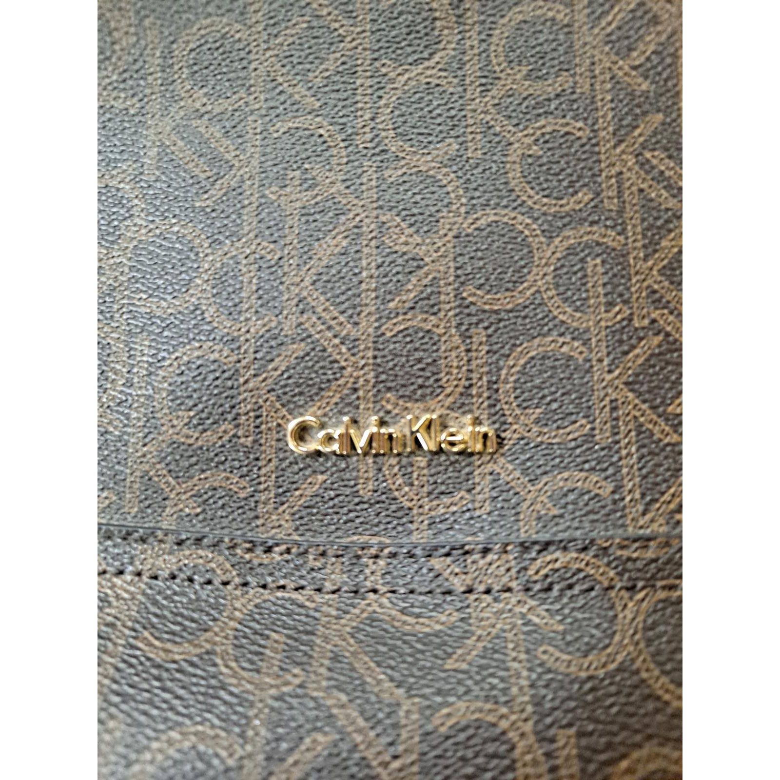 Calvin Klein Calvin Klein Monogram Hobo Bag with Side Zipper Pockets Size ONE SIZE - 2 Thumbnail