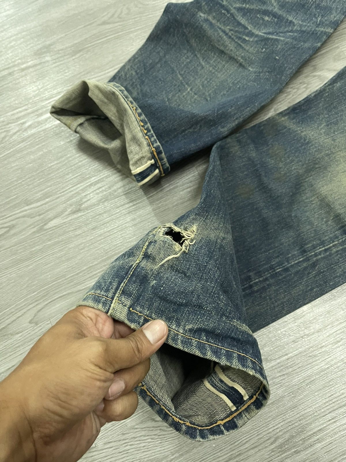 Tenderloin × Vintage Tenderloin Back Buckle Selvedges Distressed Denim Size US 32 / EU 48 - 9 Thumbnail