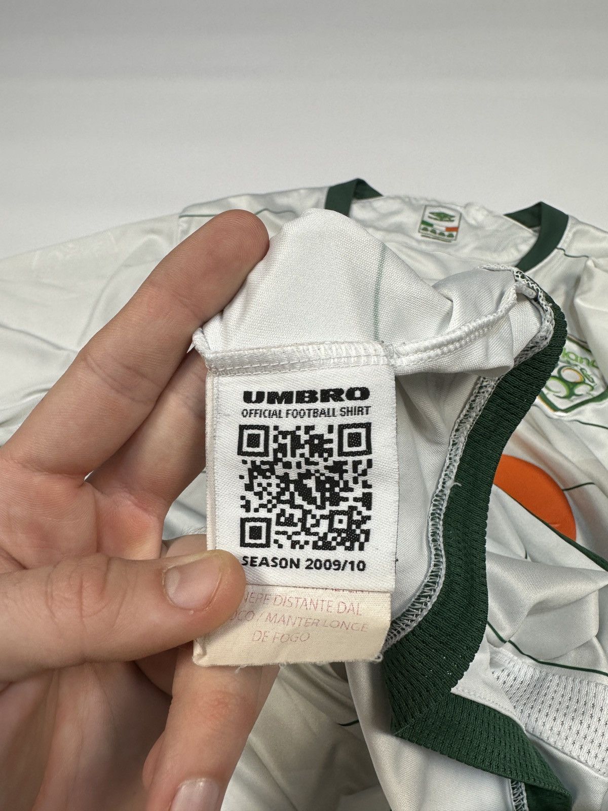 Umbro Vintage Umbro Ireland Soccer Jersey Blokecore Rare Hype VTg Size US XXL / EU 58 / 5 - 6 Thumbnail