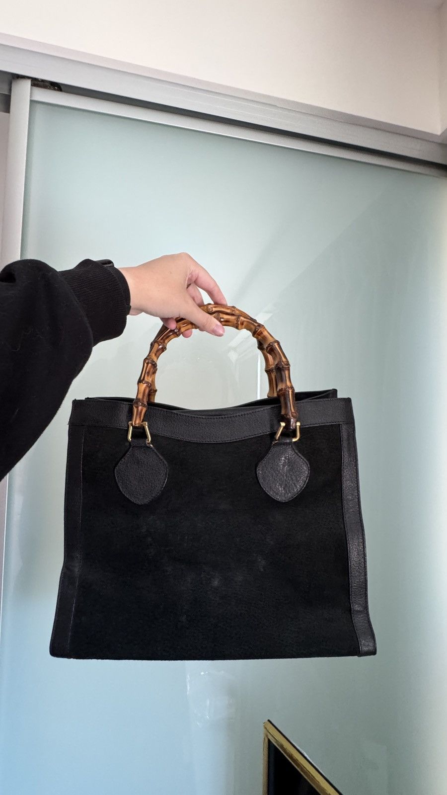 Gucci Vintage Bamboo Black Suede and Leather Gucci Handbag Size ONE SIZE - 9 Thumbnail