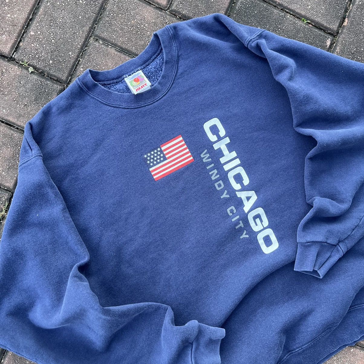 Fruit Of The Loom × Vintage VINTAGE 90s CHICAGO SPELLOUT PRINTED SWEATSHIRT Size US L / EU 52-54 / 3 - 4 Thumbnail