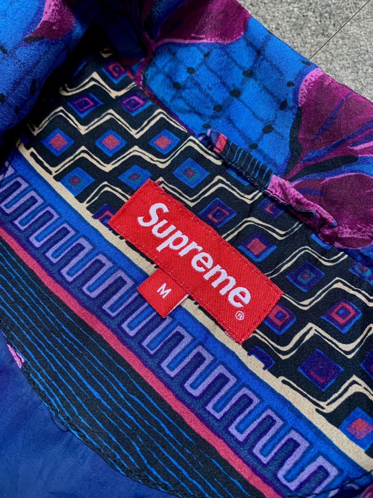 Supreme FREE TAX! F/W 2015 Floral Silk Bomber Jacket Size US M / EU 48-50 / 2 - 7 Thumbnail