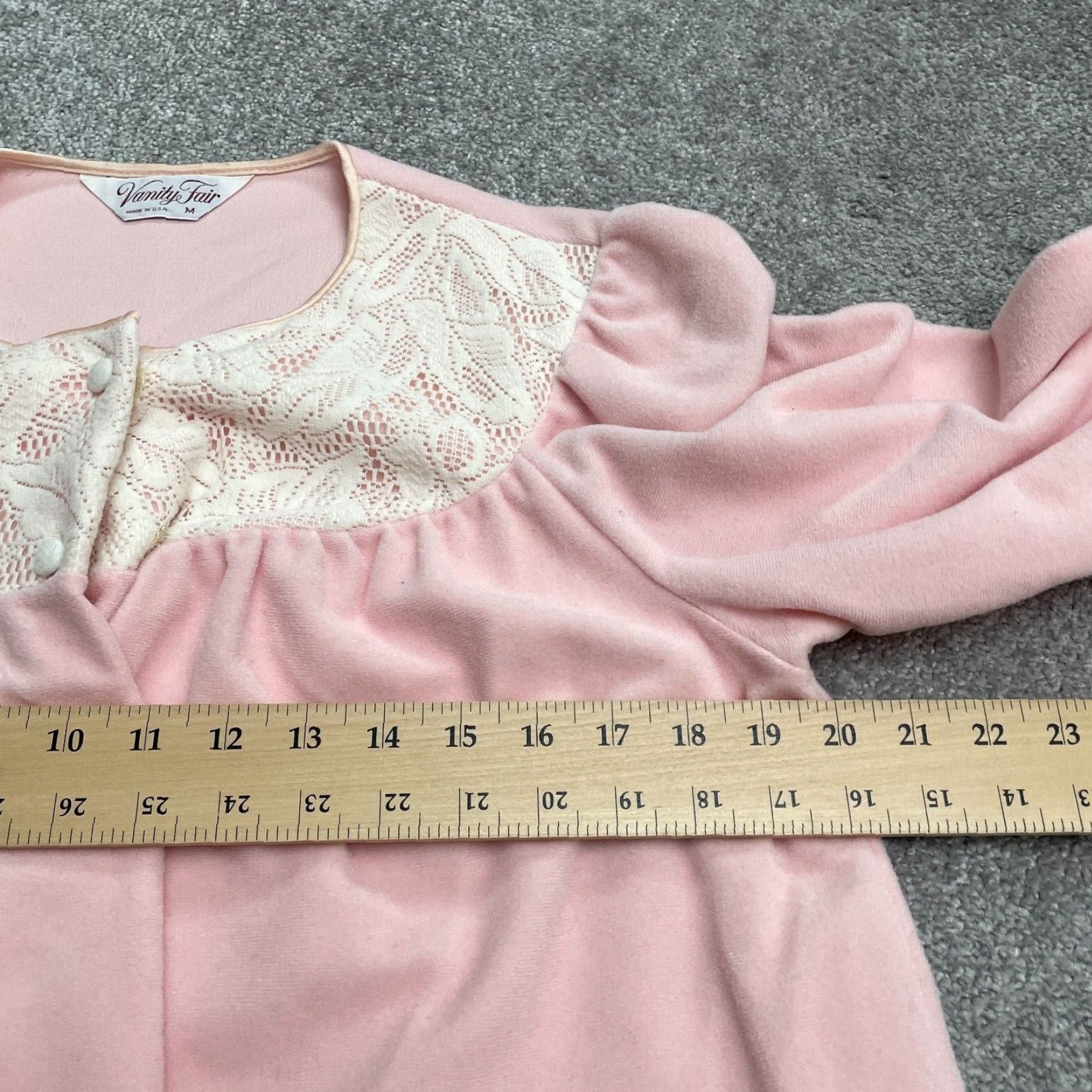 Vintage Vanity Fair Cardigan Sweater Womens M Pink Lace Button Casual Vintage Size M / US 6-8 / IT 42-44 - 7 Thumbnail