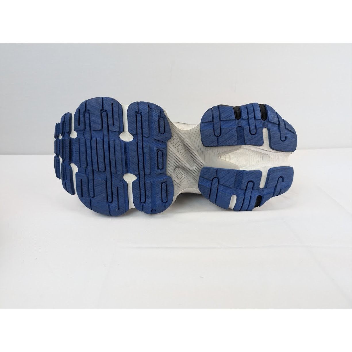 Balenciaga o1rshd1 Suede Mesh Cargo Sneakers in Grey/White/Blue Size US 10 / EU 43 - 12 Thumbnail