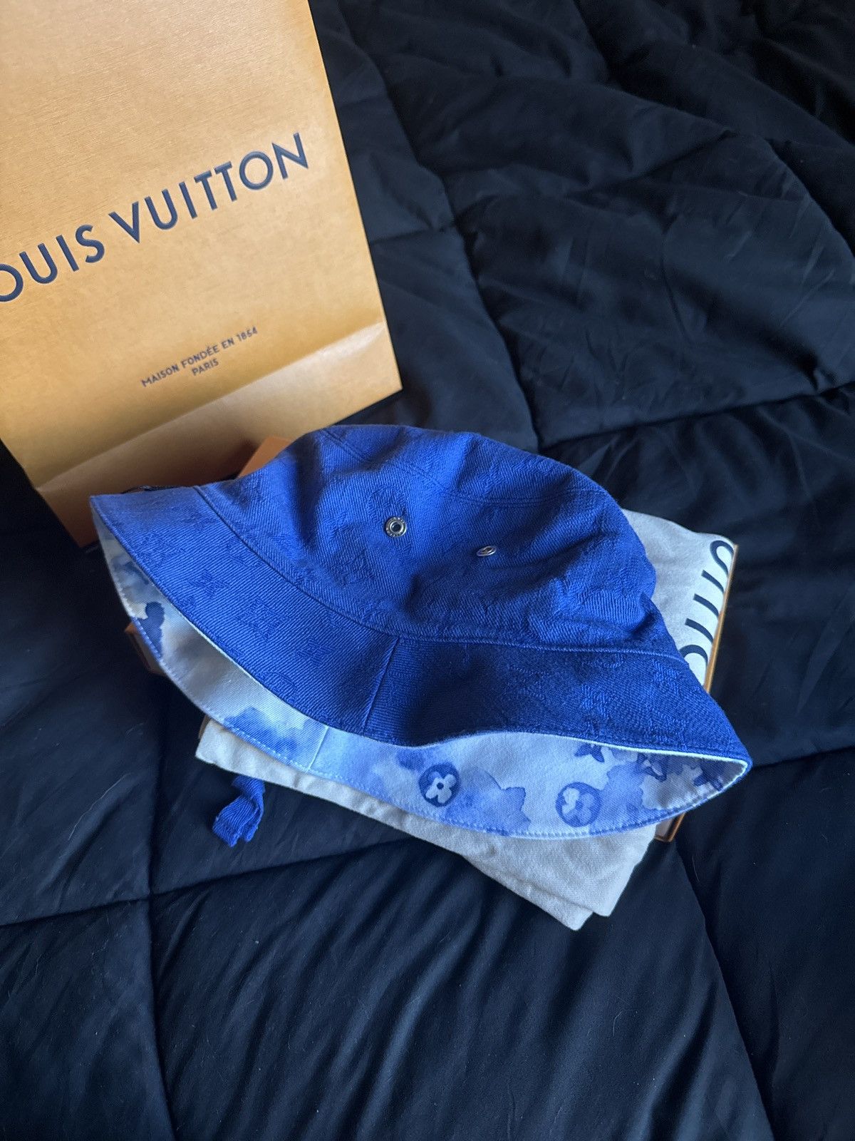 Louis Vuitton Louis Vuitton Monogram Blue Watercolor Bucket Hat Size ONE SIZE - 2 Thumbnail