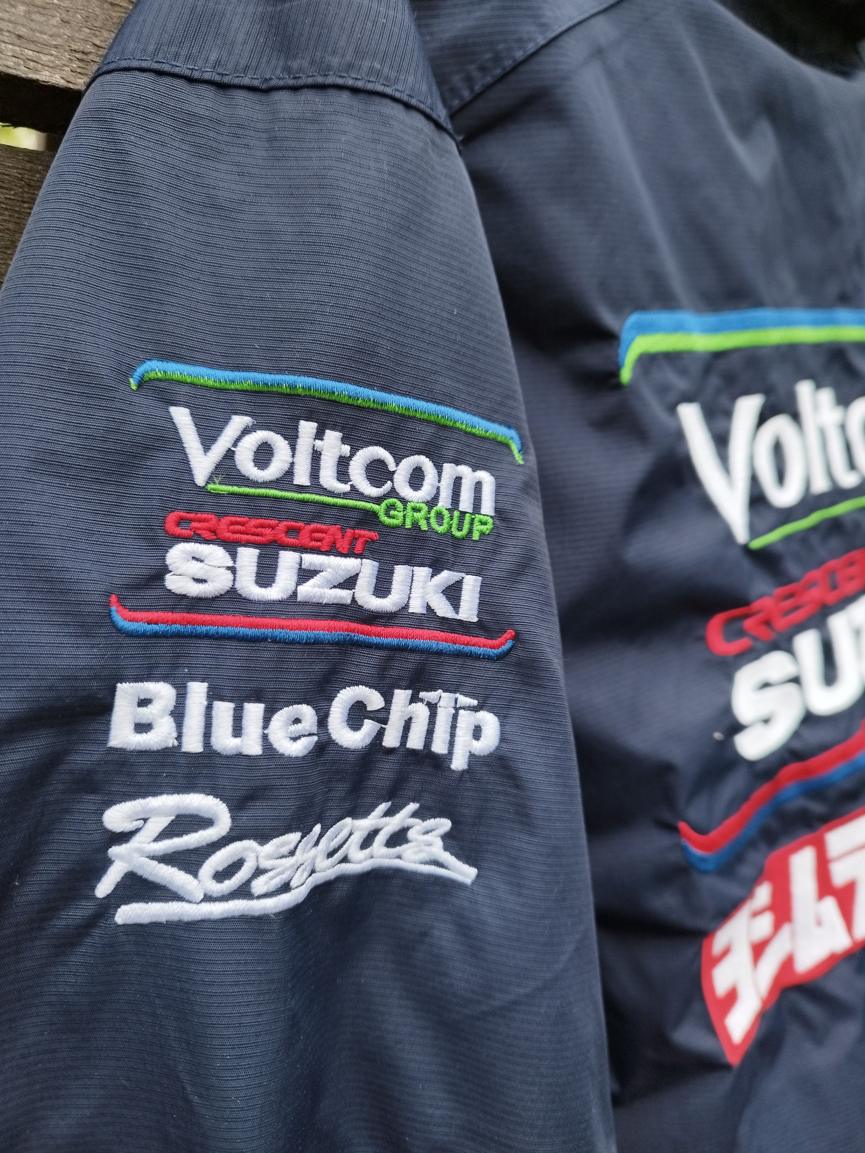 Other Suzuki Racing Jacket Voltcom Crescent WSBK Team Yoshimura Size US M / EU 48-50 / 2 - 16 Thumbnail