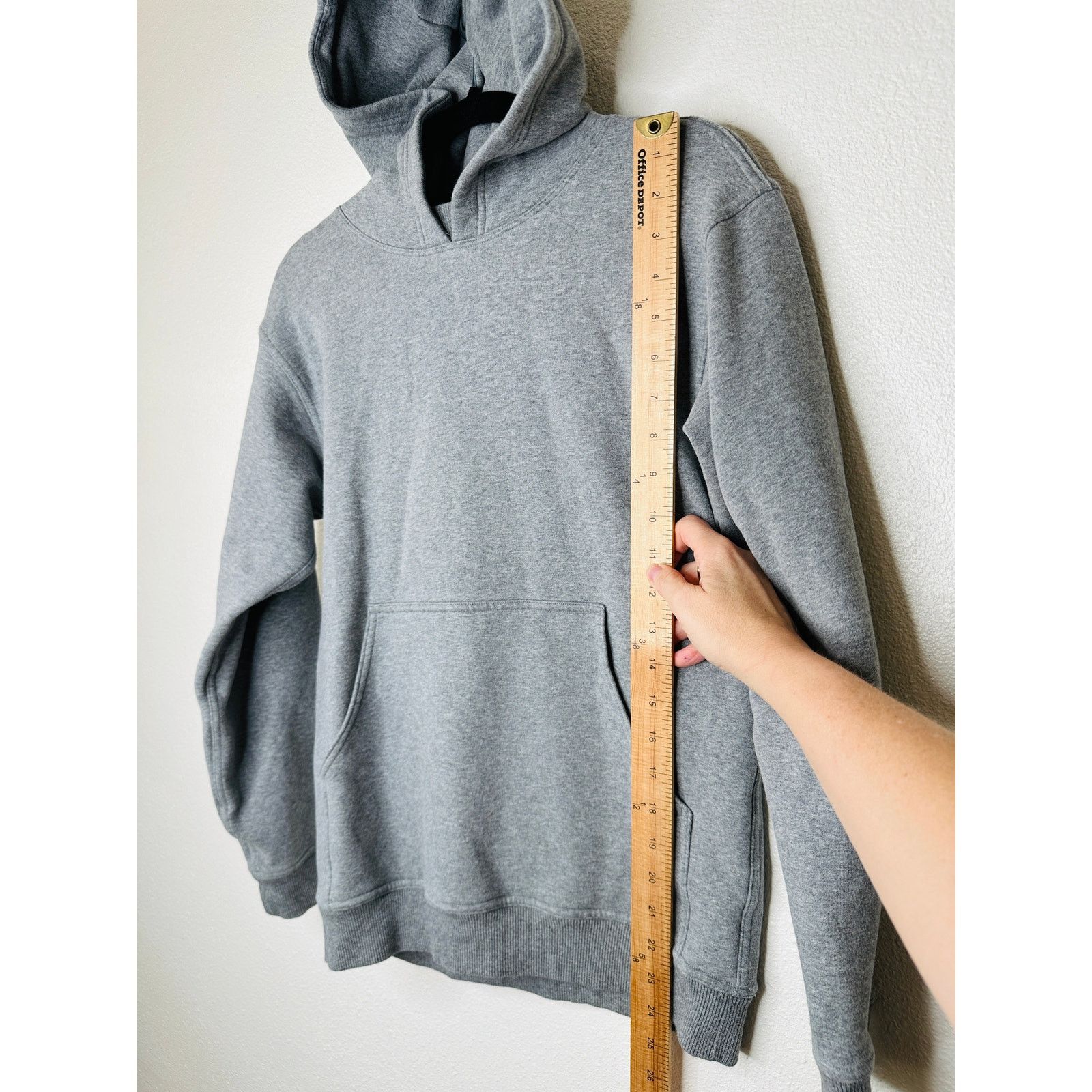 Lululemon Lululemon Gray Long Sleeve Front Pouch Pullover Hoodie XS Size XS / US 0-2 / IT 36-38 - 9 Thumbnail