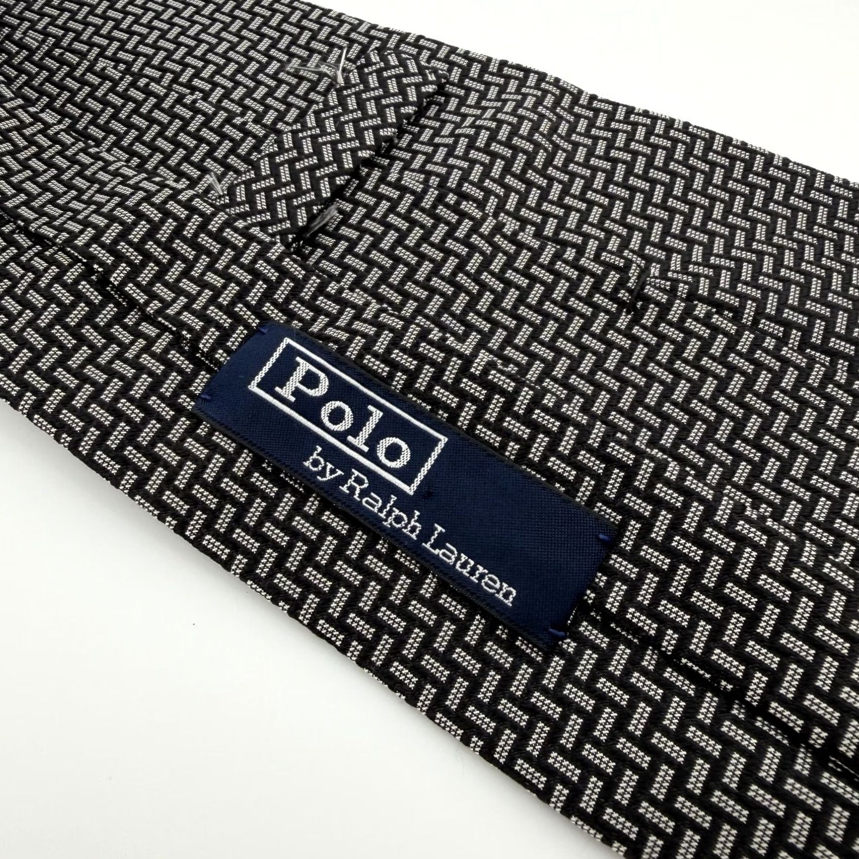 Polo Ralph Lauren Polo Ralph Lauren Tie Black Geometric Silk Hand Made in Italy Mens Size US M / EU 48-50 / 2 - 5 Thumbnail