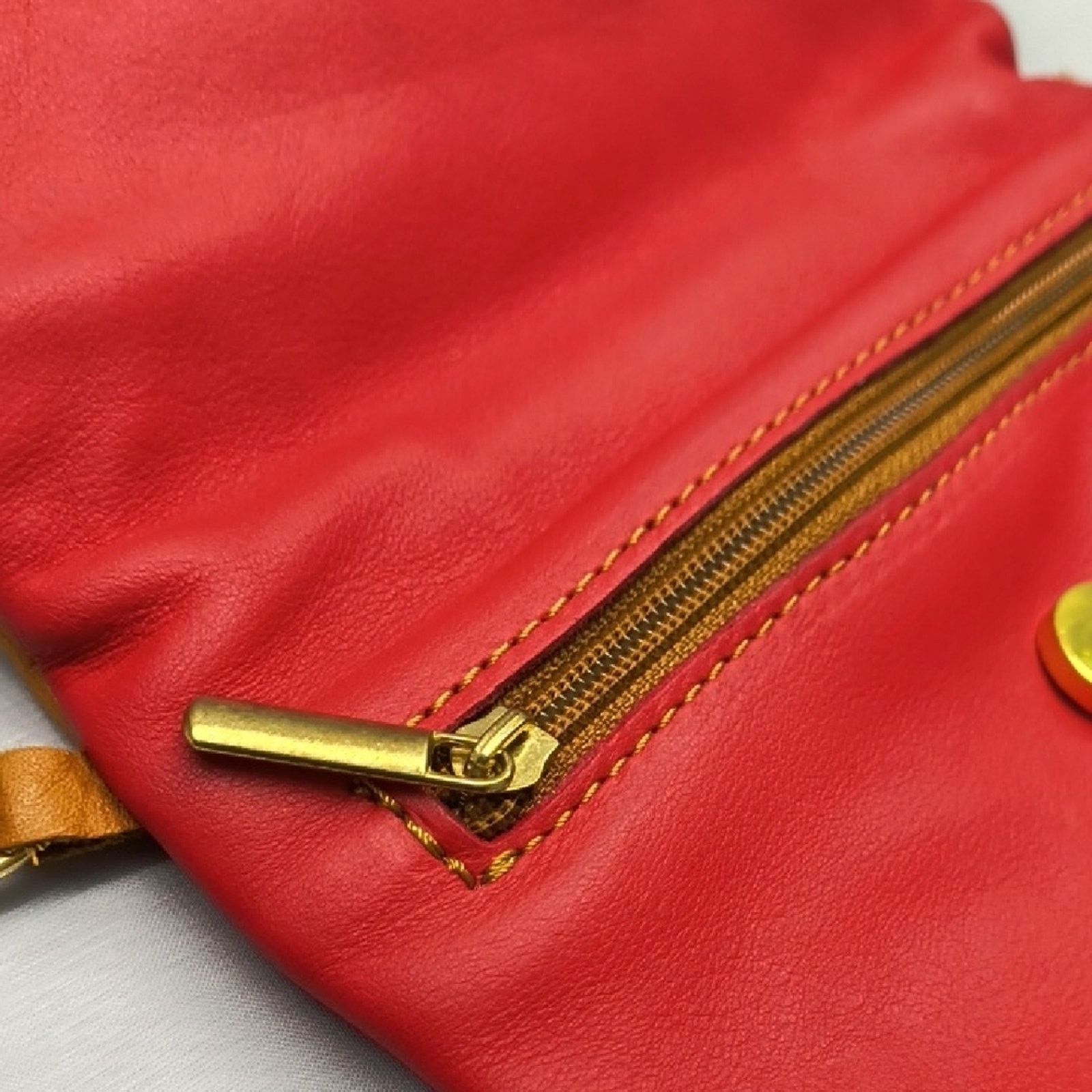 Vera Pelle Vintage Made in Italy Vera Pelle Crossbody Handbag Size ONE SIZE - 10 Thumbnail