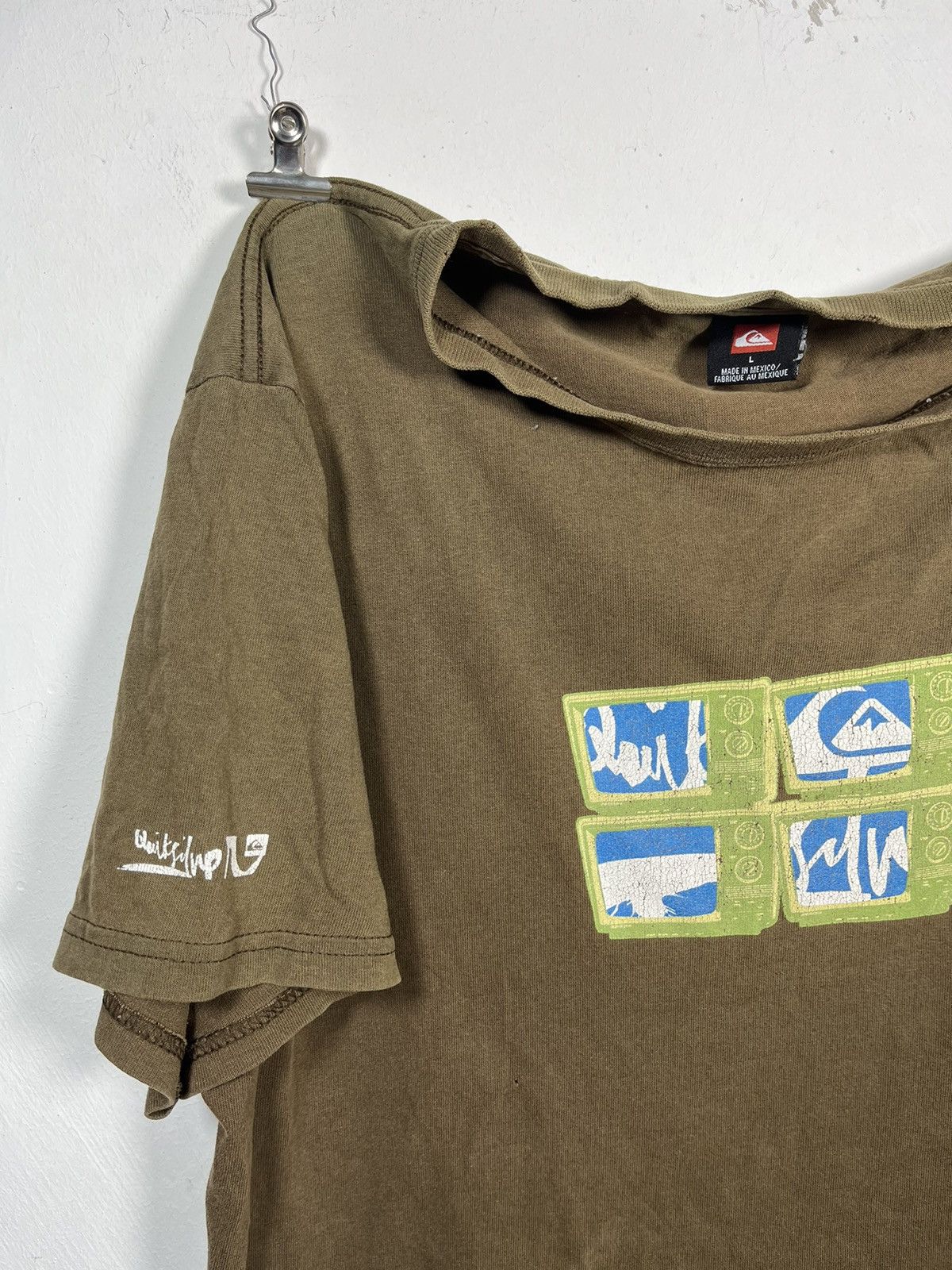 Quiksilver RARE 🏄‍♀️ QUIKSILVER DESIGN TV 📺 Size US L / EU 52-54 / 3 - 3 Thumbnail