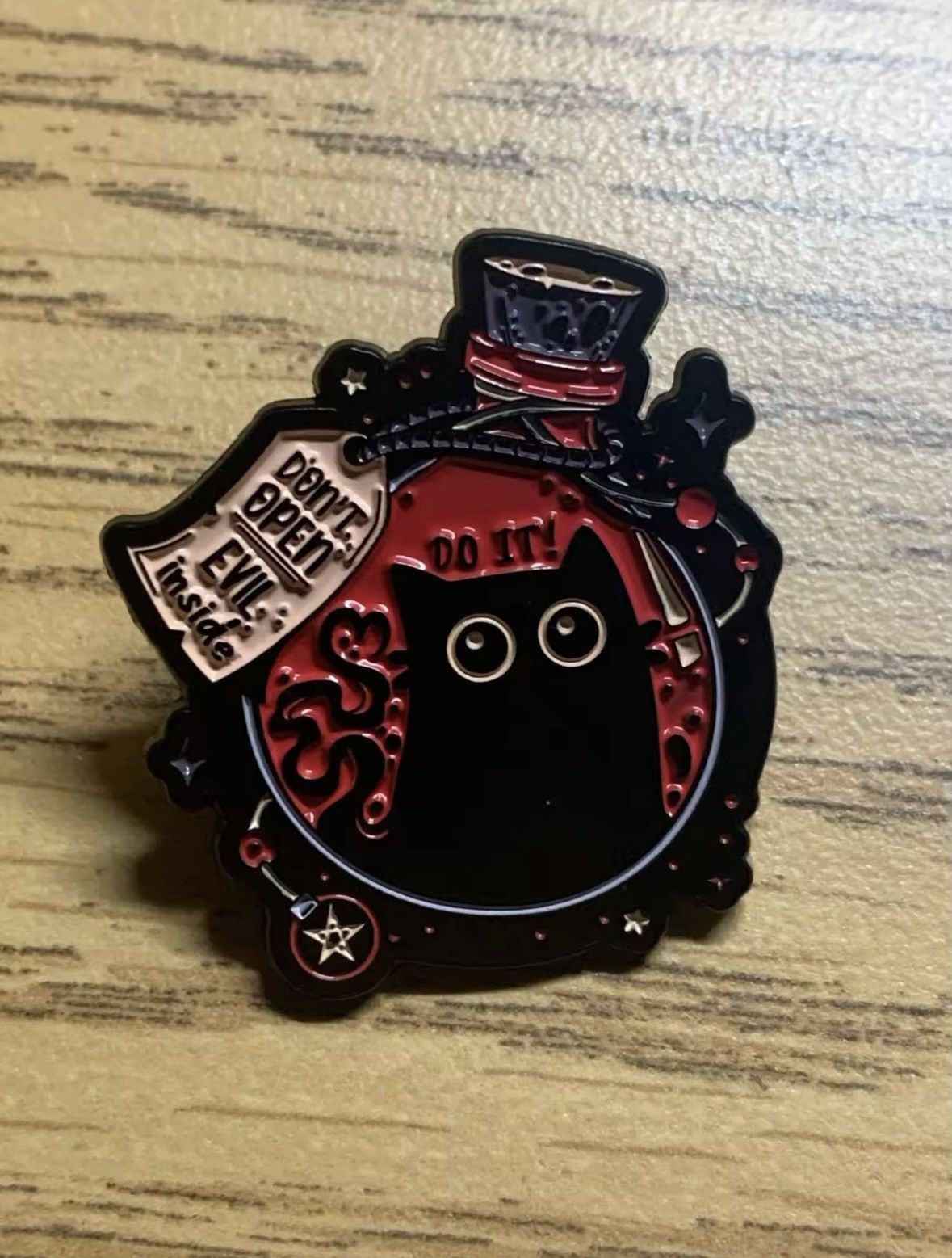 Designer Black cat enemal pin brooch accessories Size ONE SIZE - 7 Thumbnail