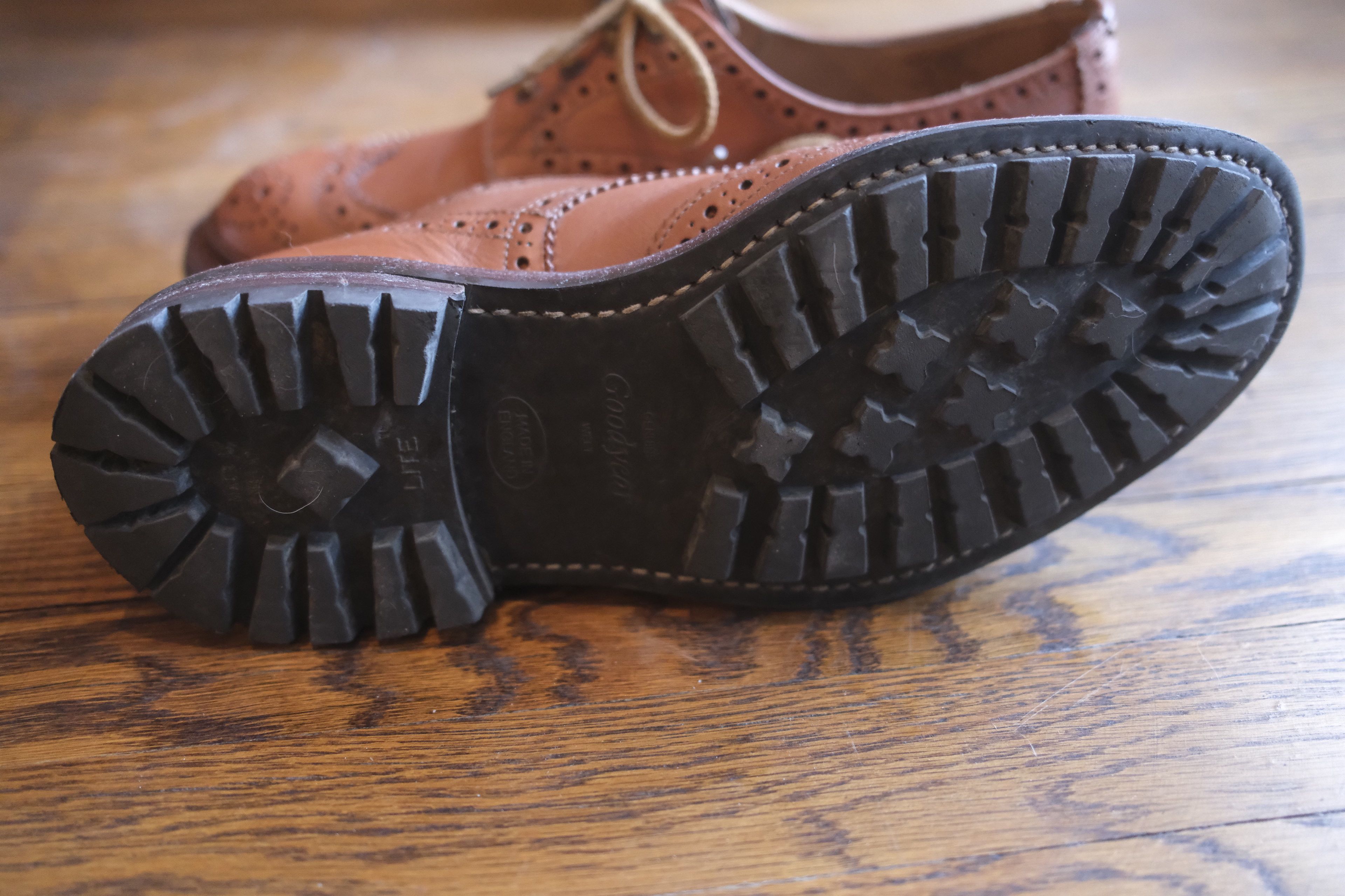 Tricker's Trickers Keswick C Shade Tan Derby Brogues (Bourton wide) Size US 9.5 / EU 42-43 - 7 Thumbnail