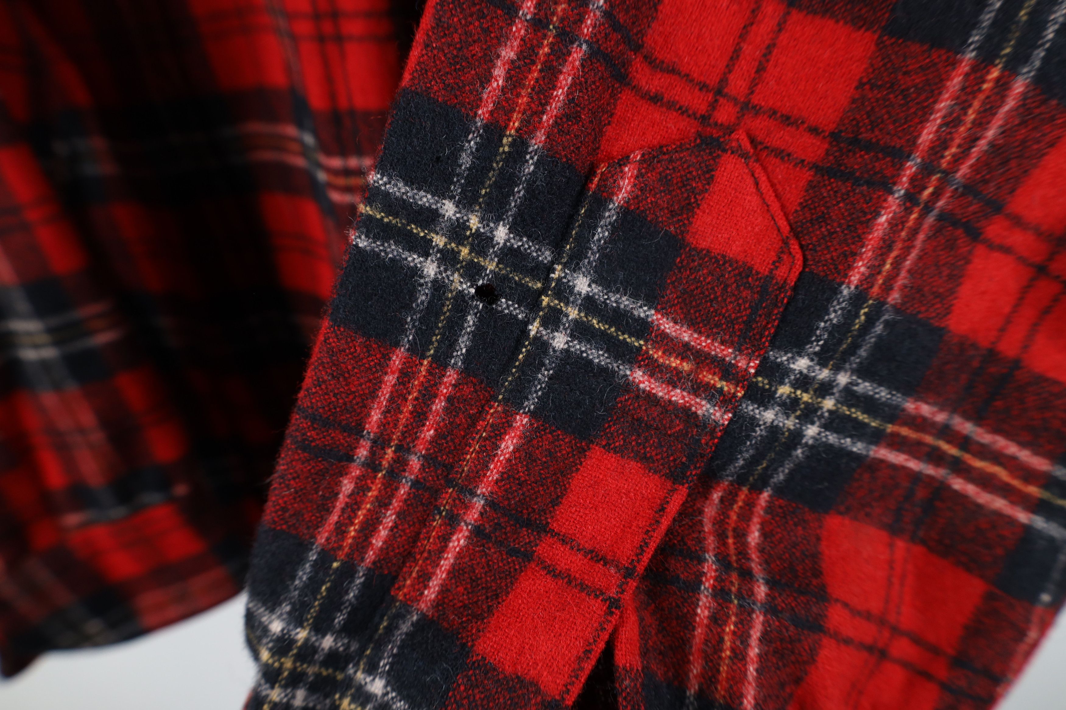 Pendleton Vintage 70s Pendleton Virgin Board Button Shirt Plaid USA Size US L / EU 52-54 / 3 - 10 Thumbnail