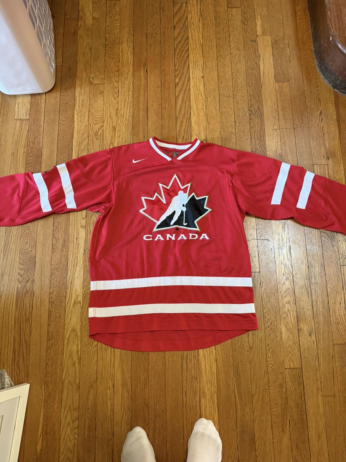 Nike Vintage Nike Canada Hockey Jersey Size US M / EU 48-50 / 2 - 1 Thumbnail